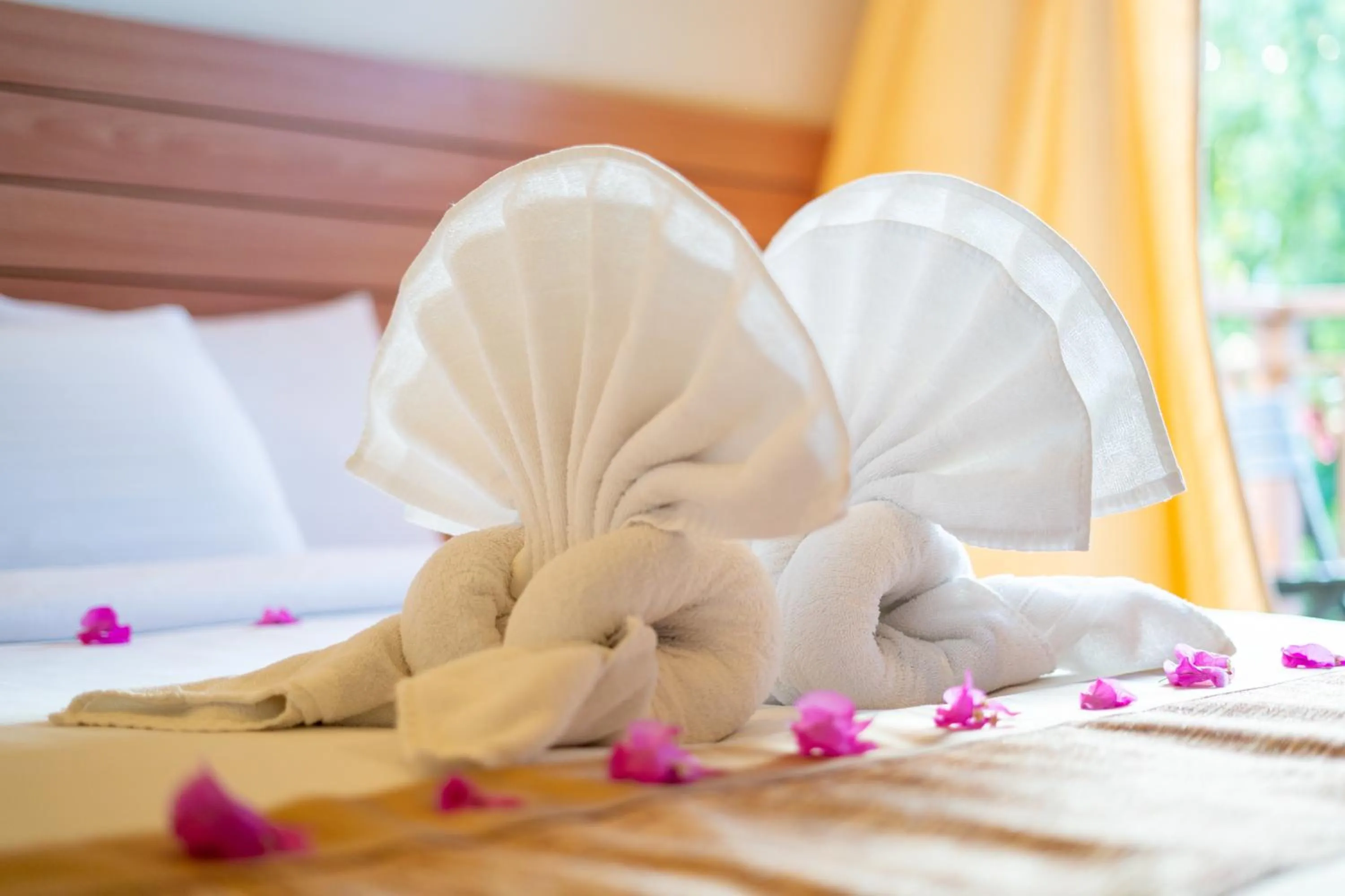 Bed in Nala Veli Beach & Spa