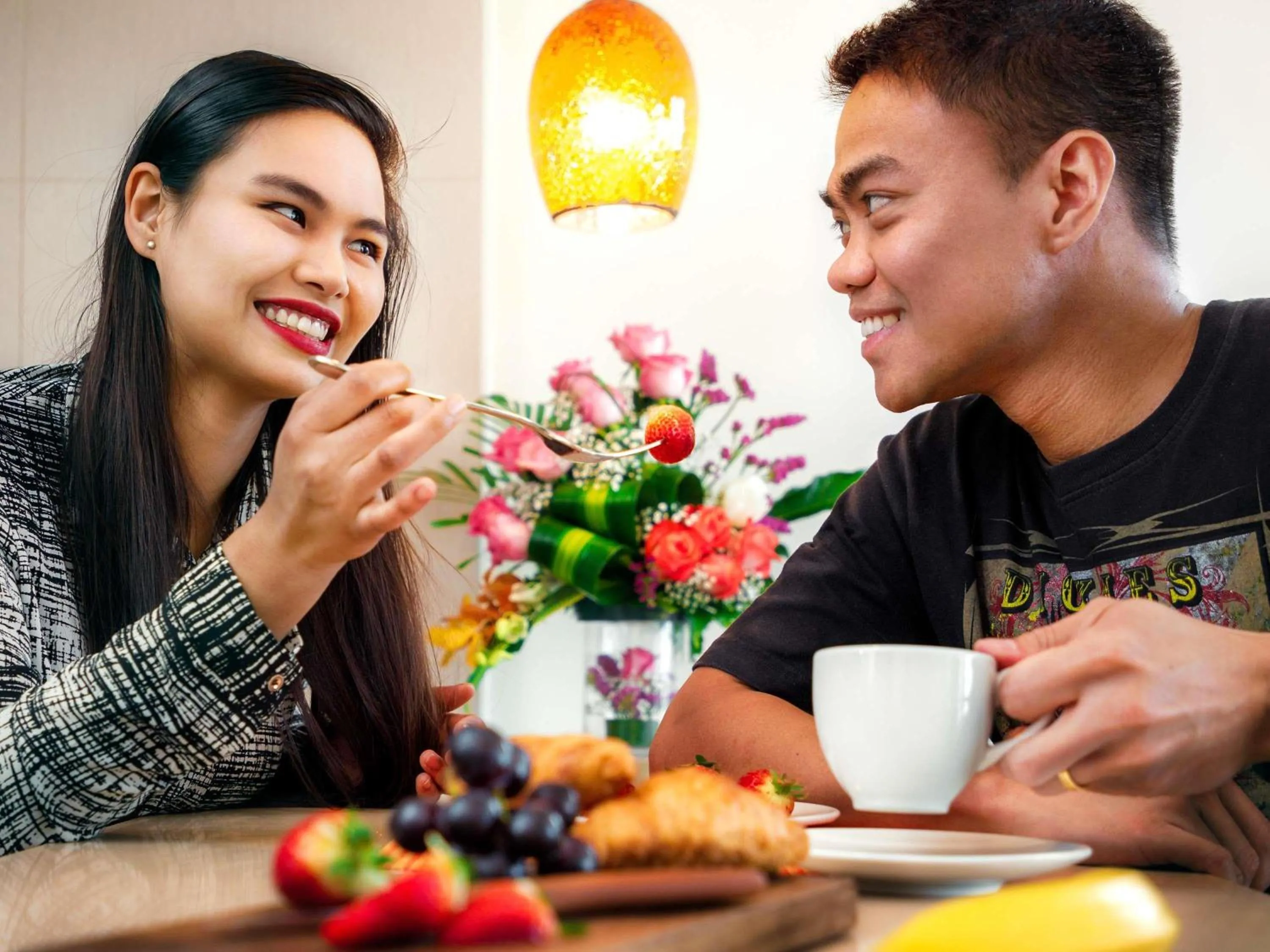 Restaurant/places to eat in Ibis Abu Dhabi Gate