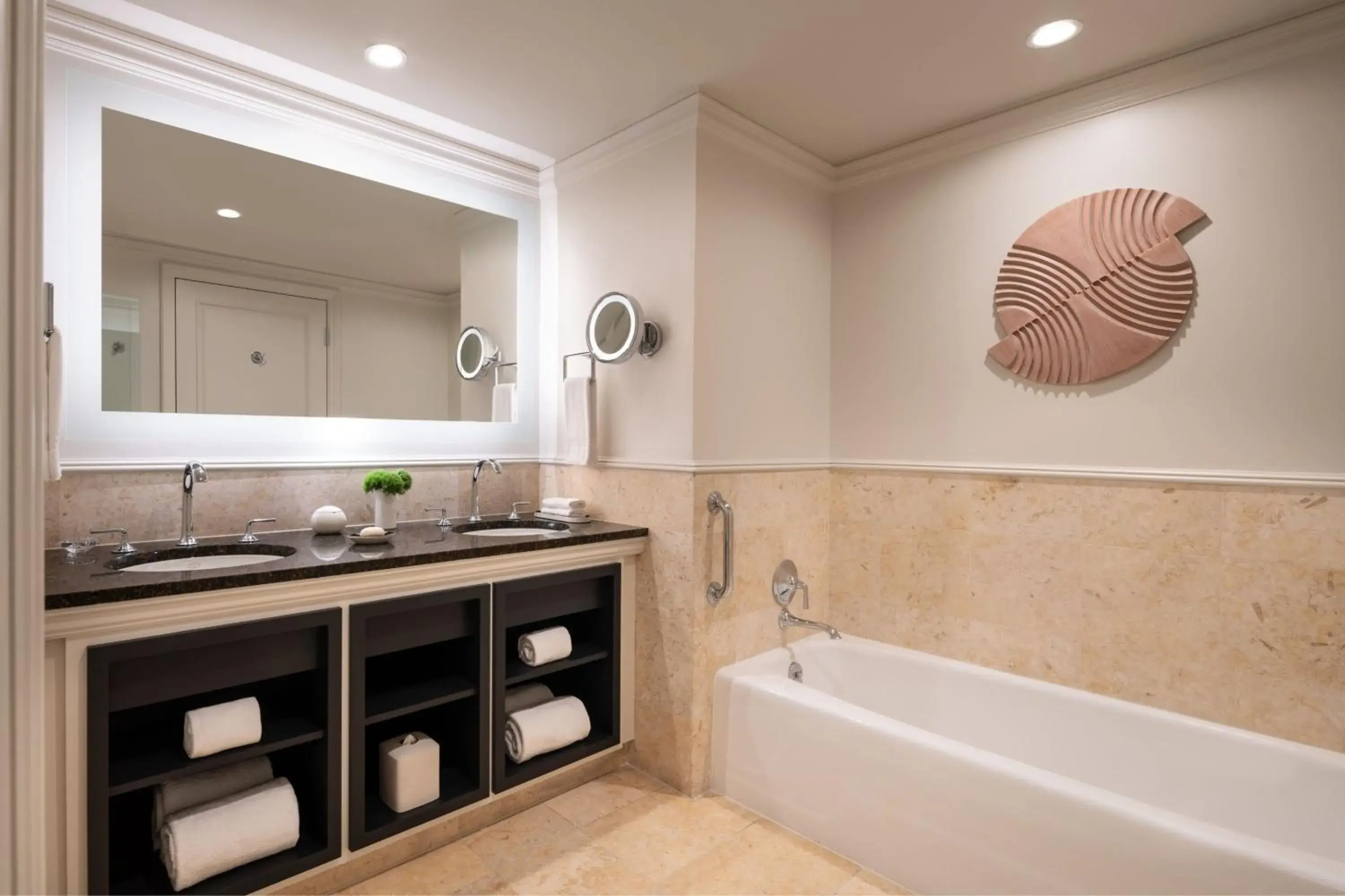 Club Resort View King in The Ritz-Carlton, Grand Cayman Club Resort View King in The Ritz-Carlton, Grand Cayman