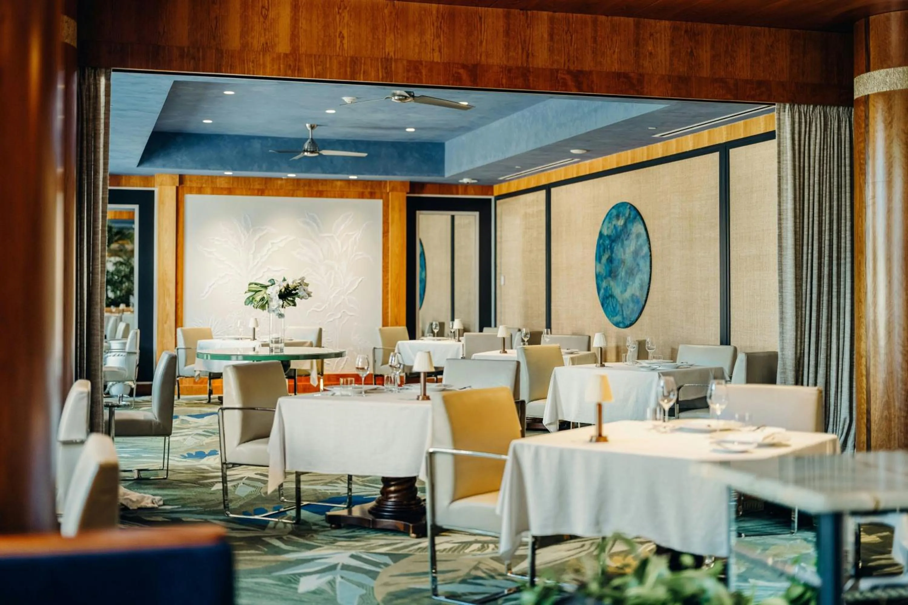 Restaurant/places to eat in The Ritz-Carlton, Grand Cayman