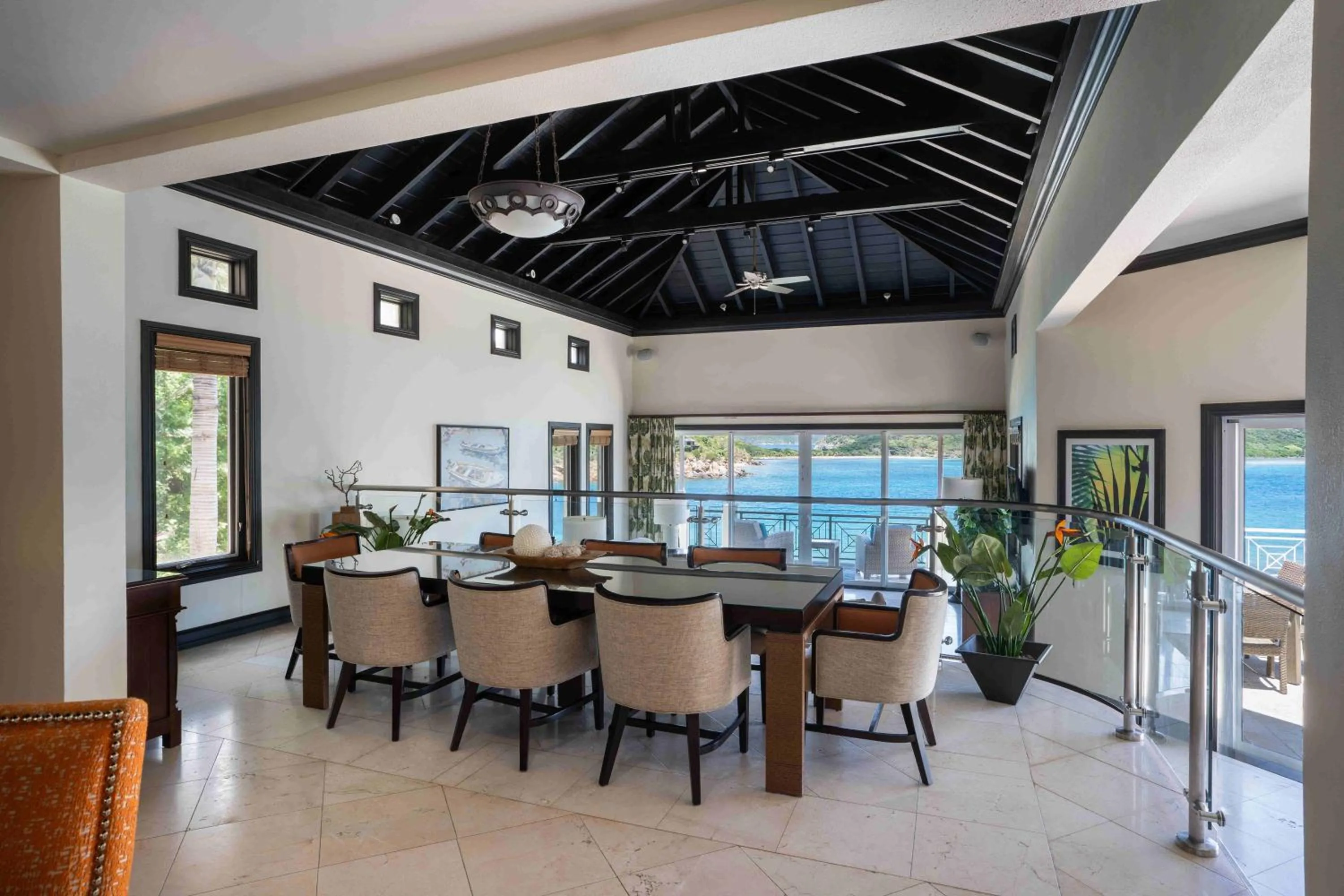 Dining area in Scrub Island Resort, Spa & Marina