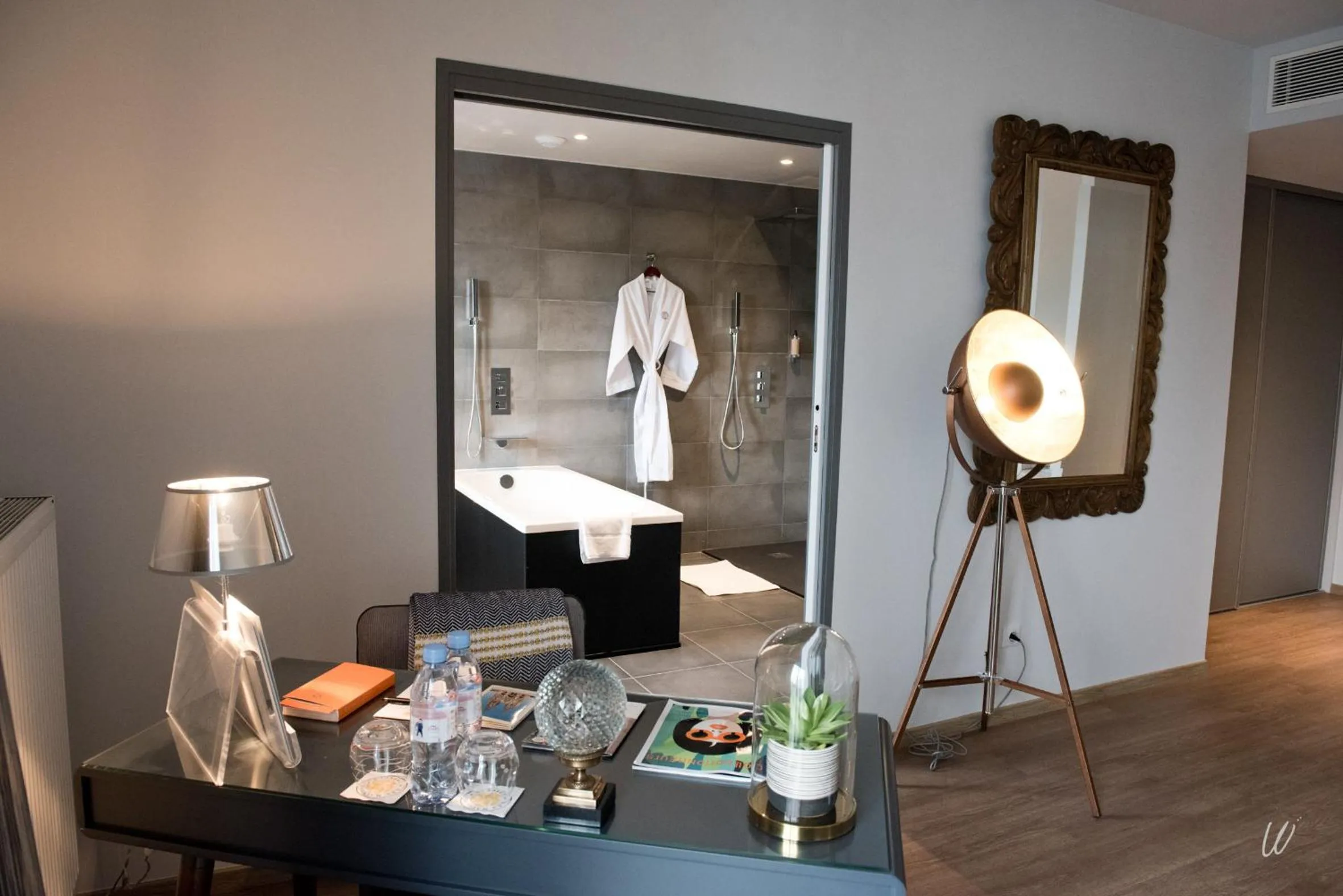 Bathroom in Armes de Champagne