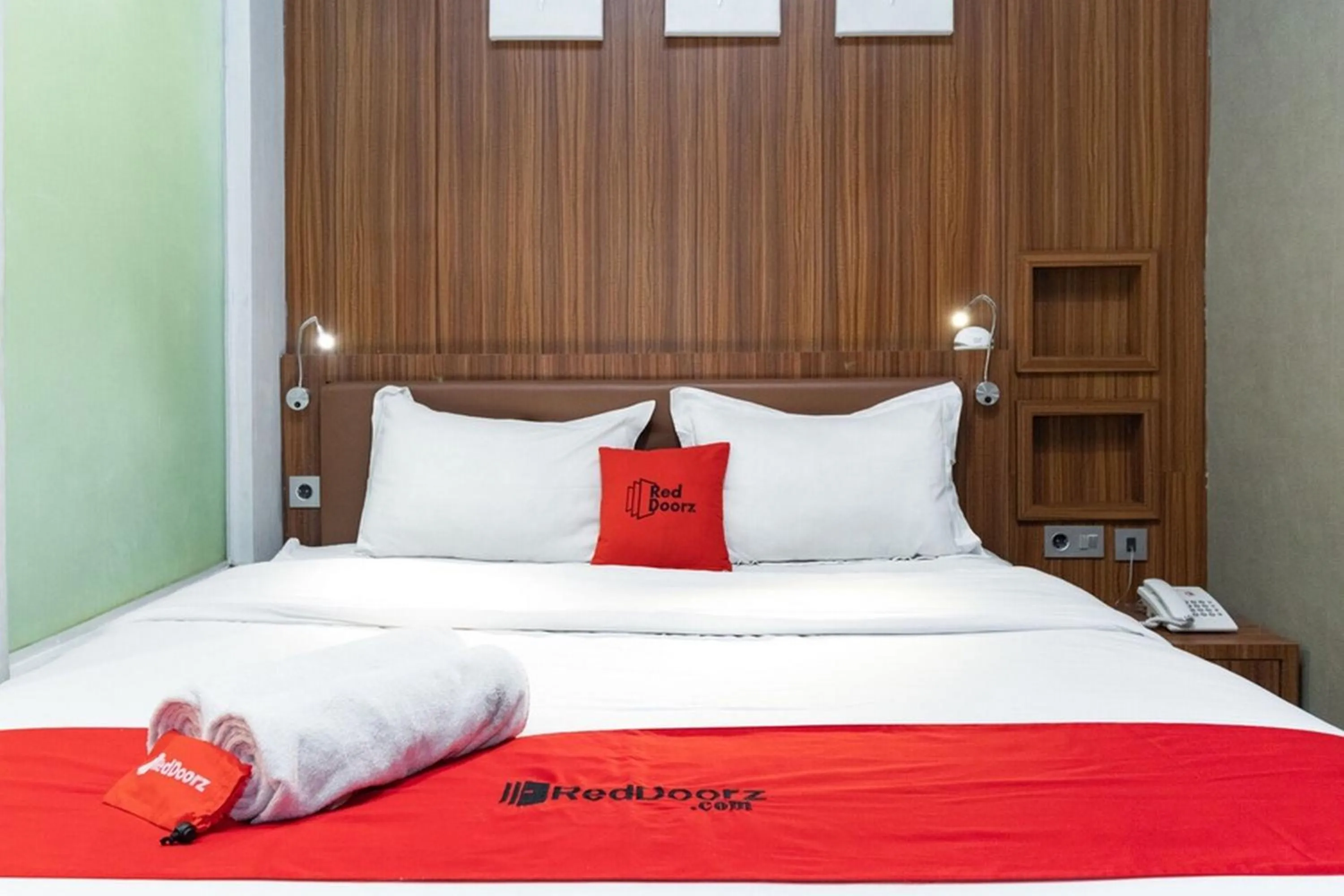Bed in RedDoorz Premium near Centre Point Mall Medan