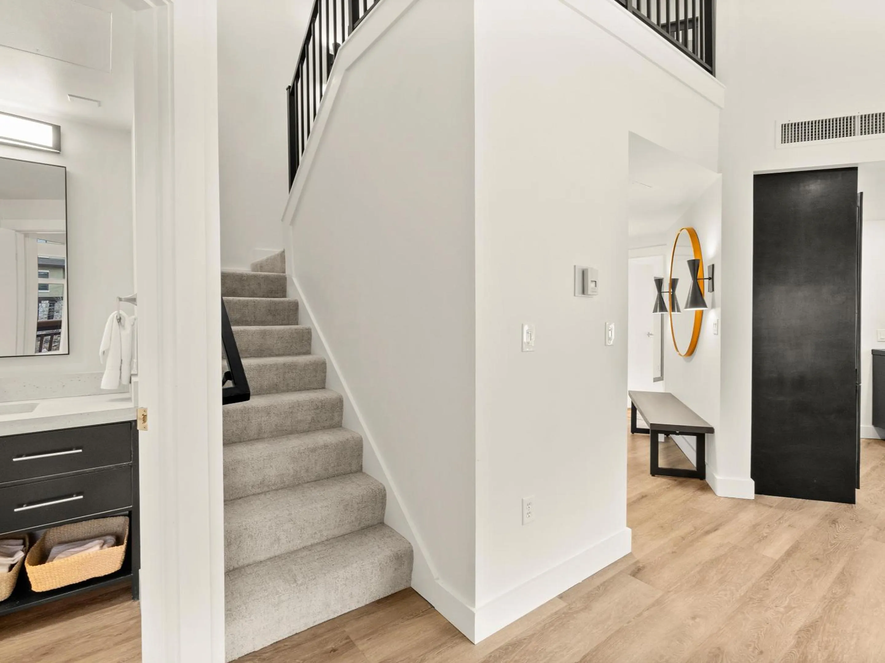 Living room in Sundial Lodge by All Seasons Resort Lodging