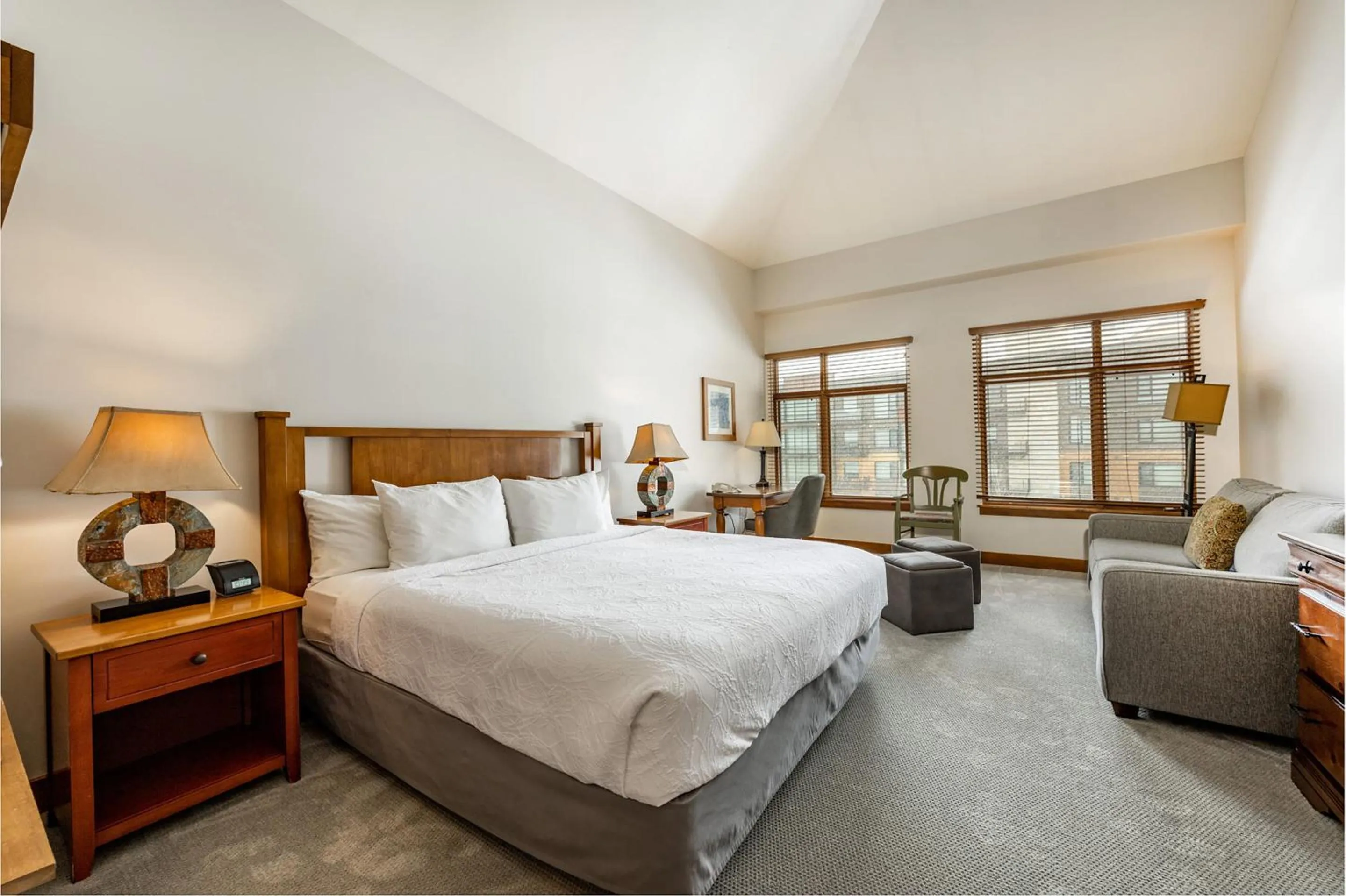 Bed in Sundial Lodge by All Seasons Resort Lodging