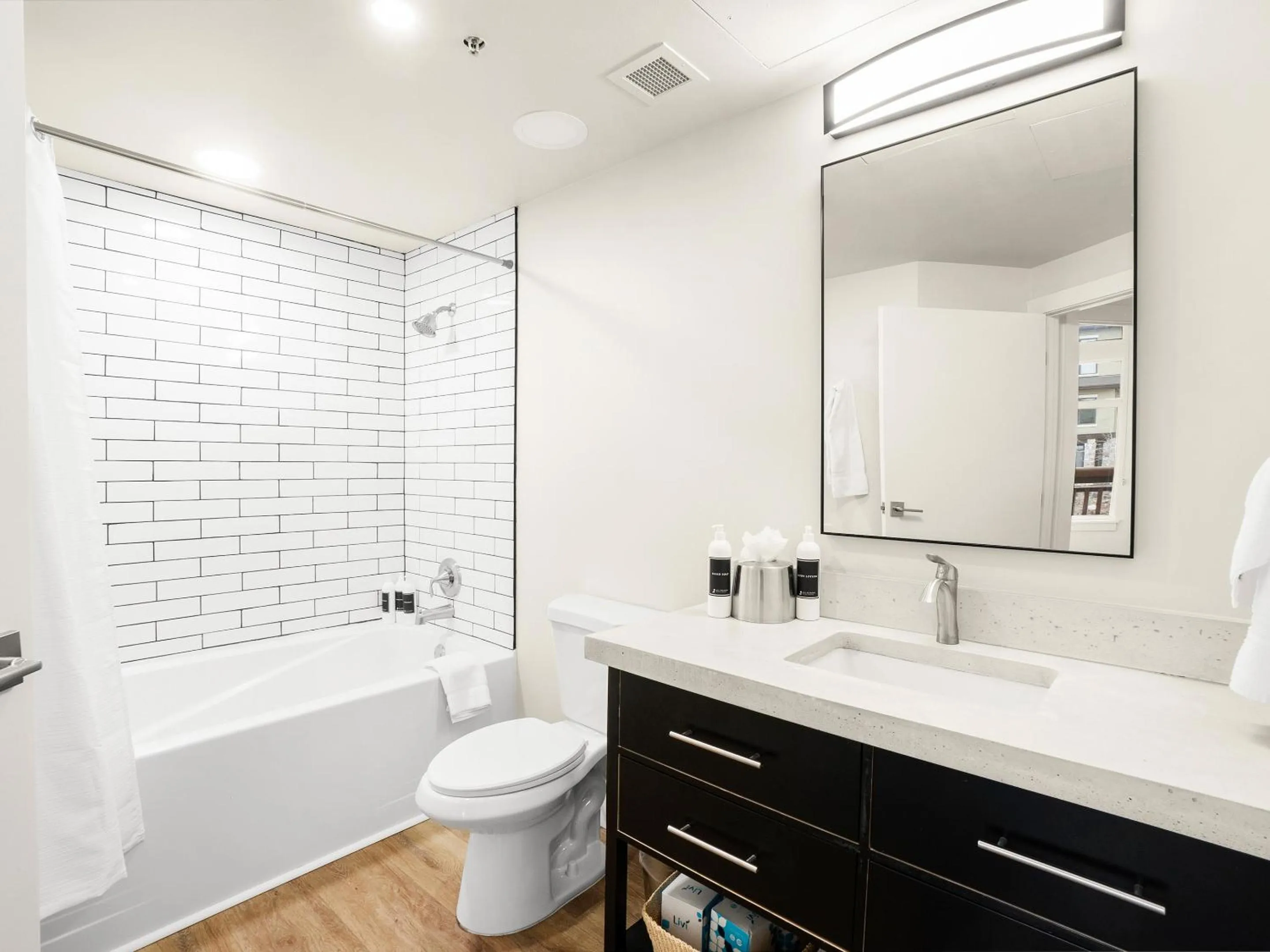 Shower in Sundial Lodge by All Seasons Resort Lodging