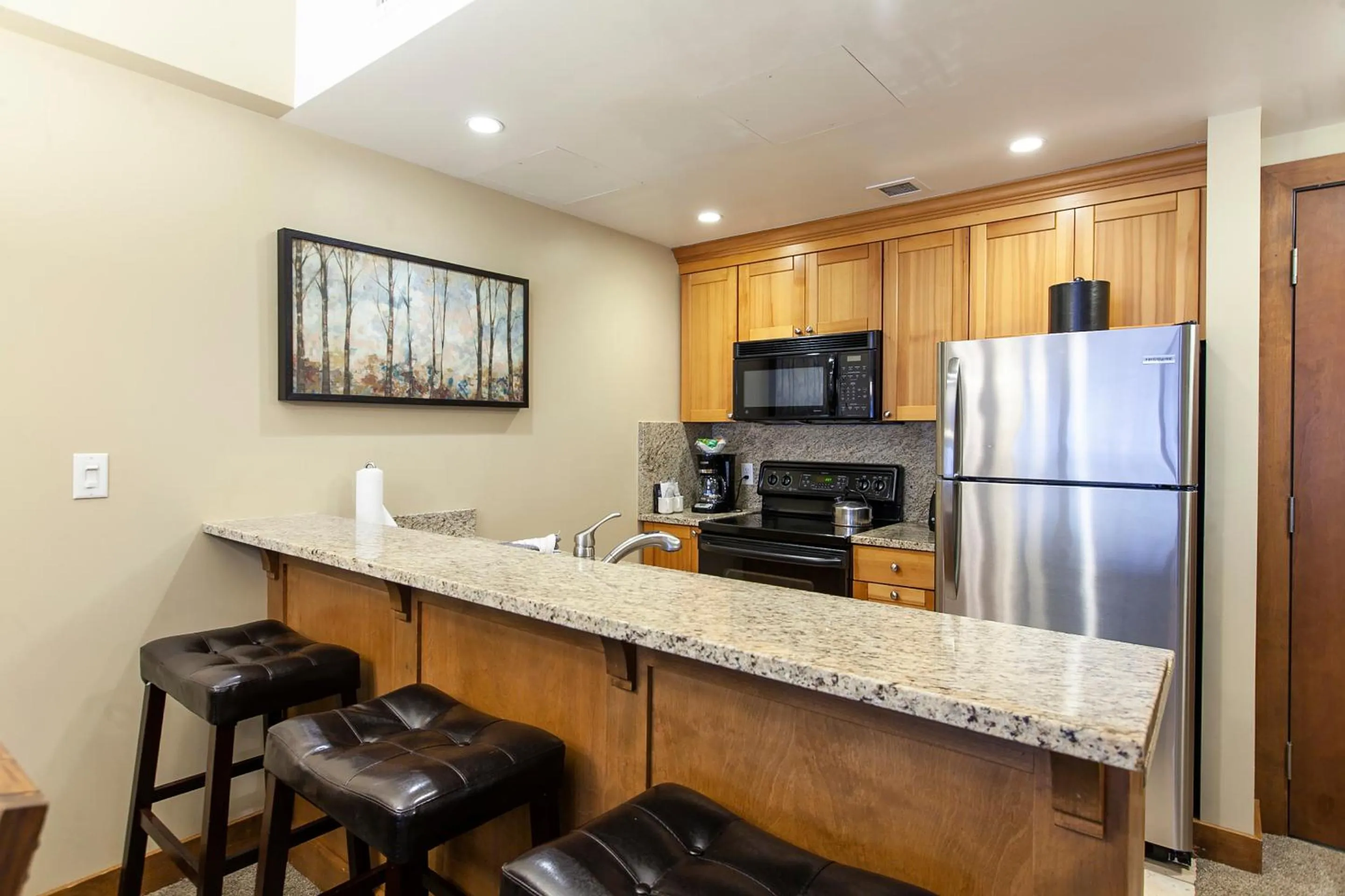 Kitchen or kitchenette in Sundial Lodge by All Seasons Resort Lodging