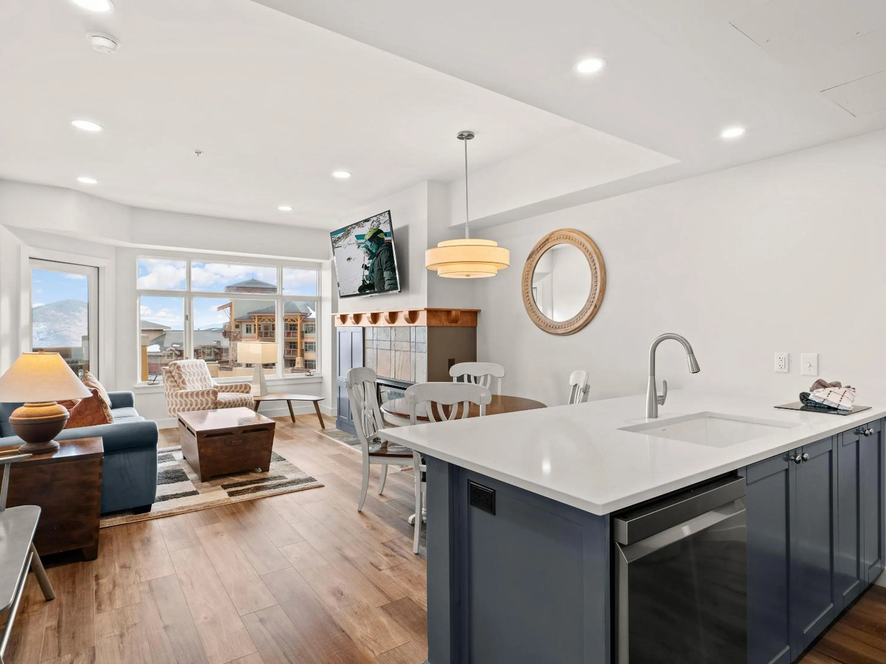 Kitchen or kitchenette in Sundial Lodge by All Seasons Resort Lodging