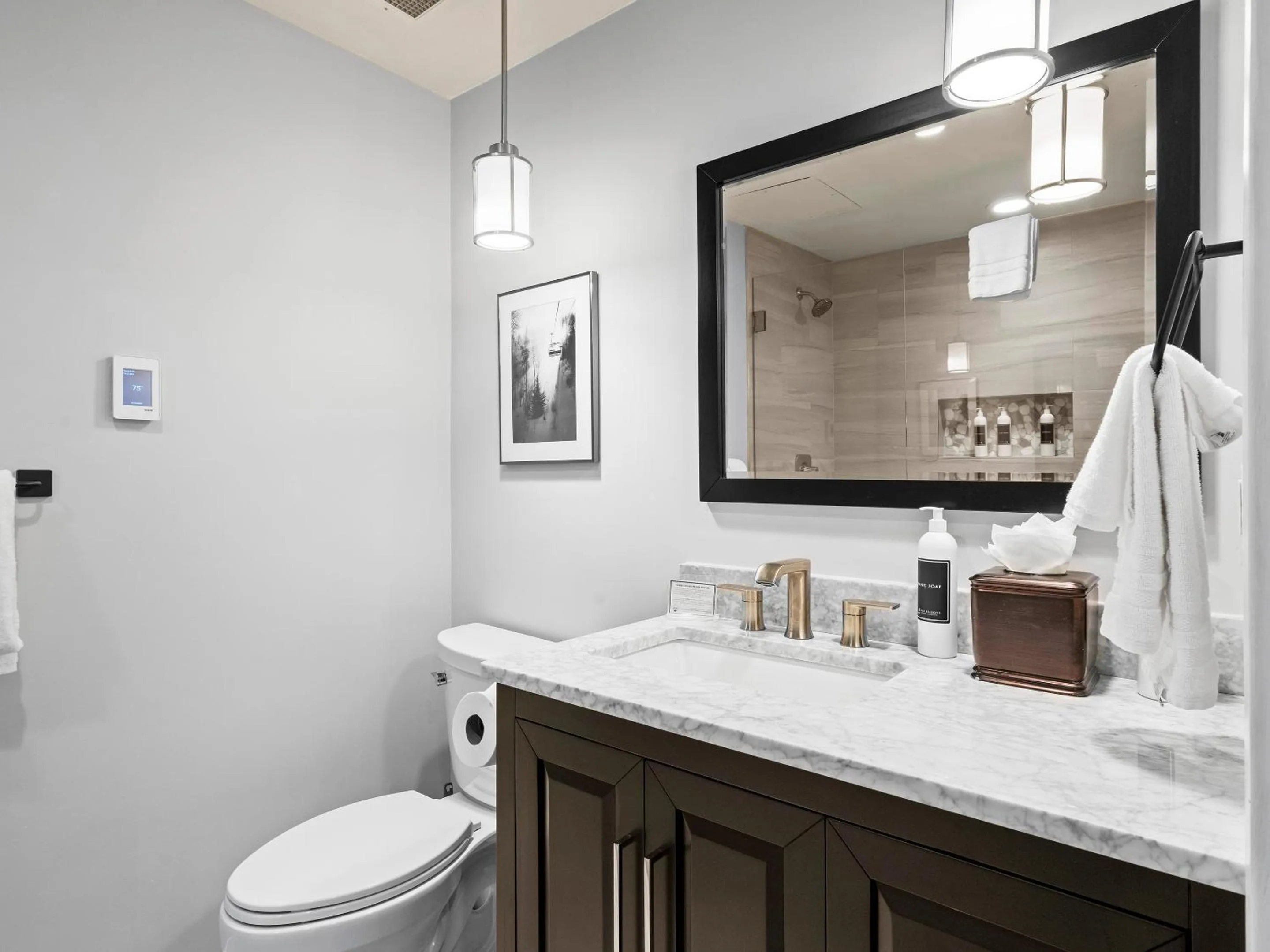 Bathroom in Sundial Lodge by All Seasons Resort Lodging