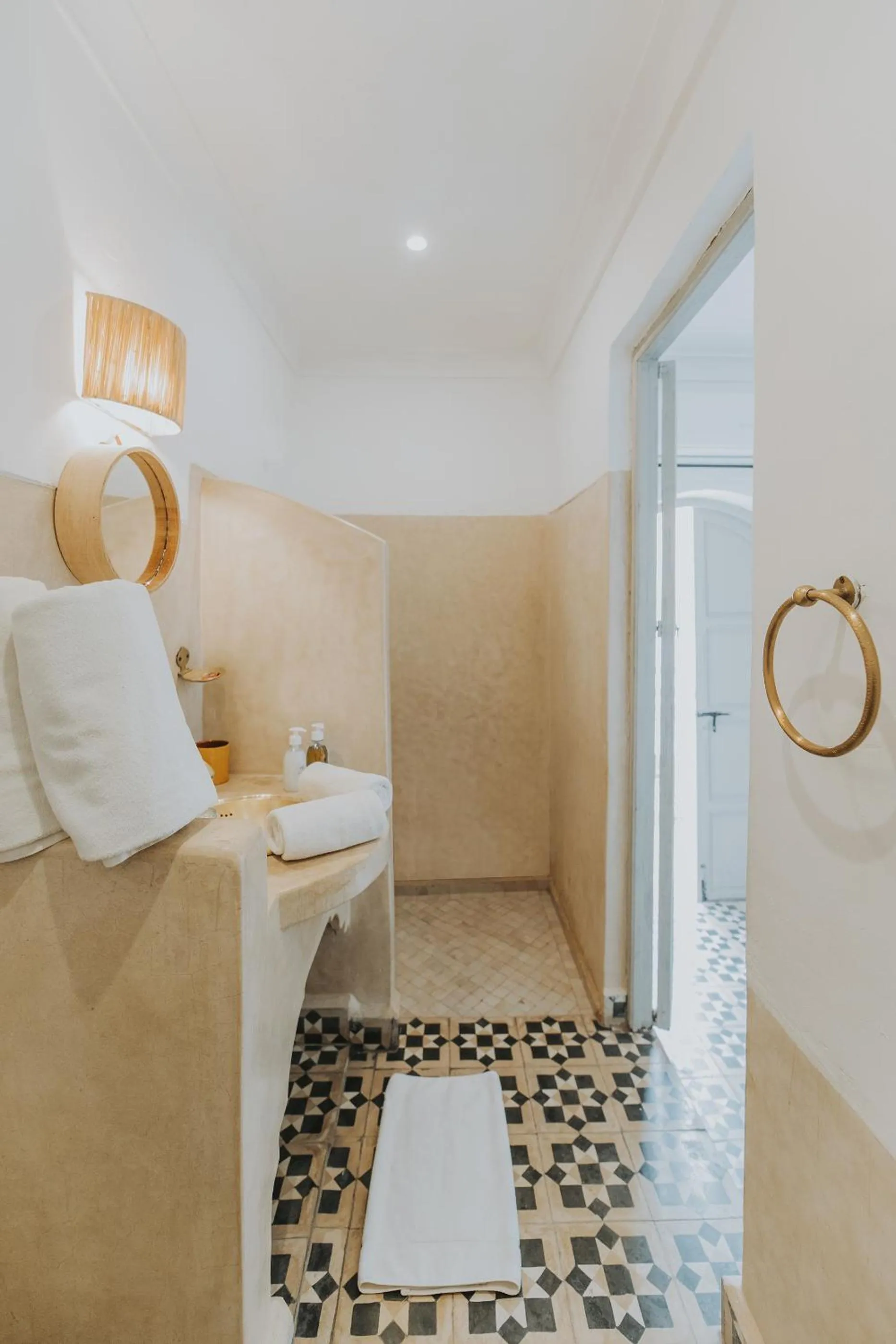 Bathroom in Riad Oriental Glory & Spa
