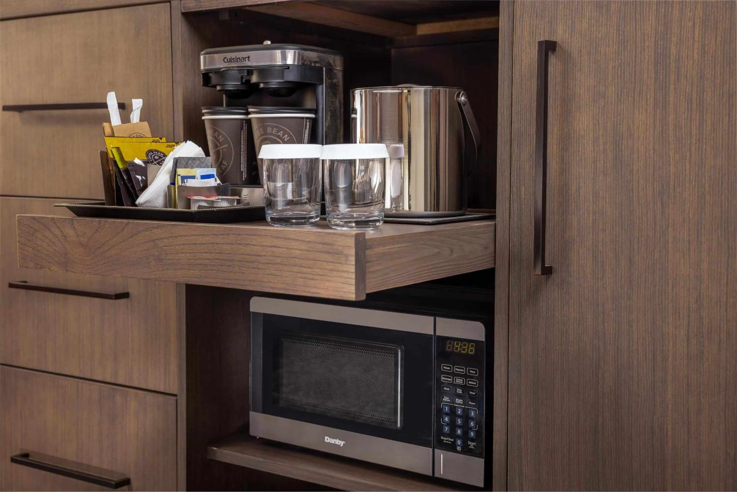 Kitchen or kitchenette in DoubleTree by Hilton Jackson