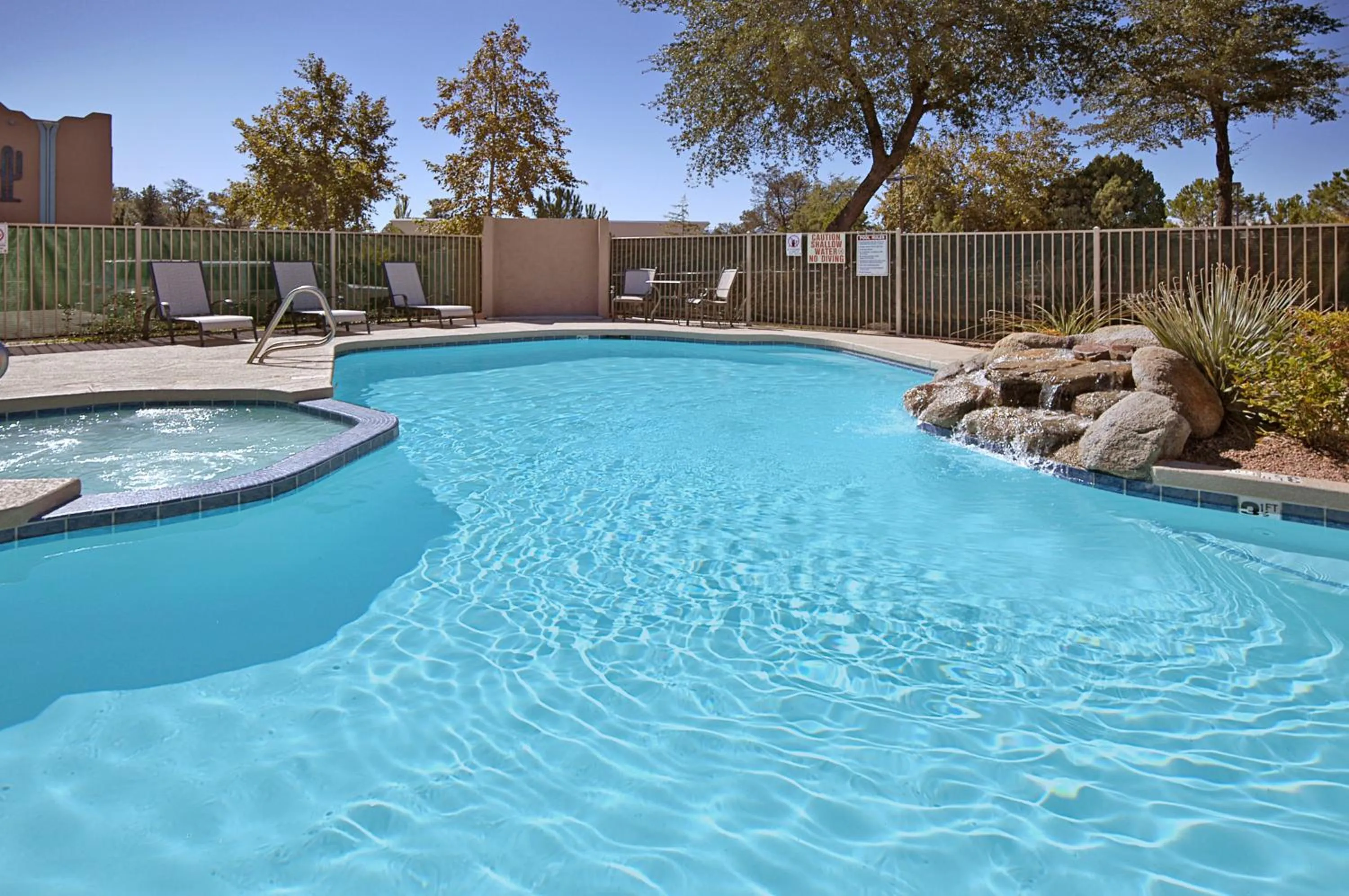 Swimming pool in Super 8 by Wyndham Payson