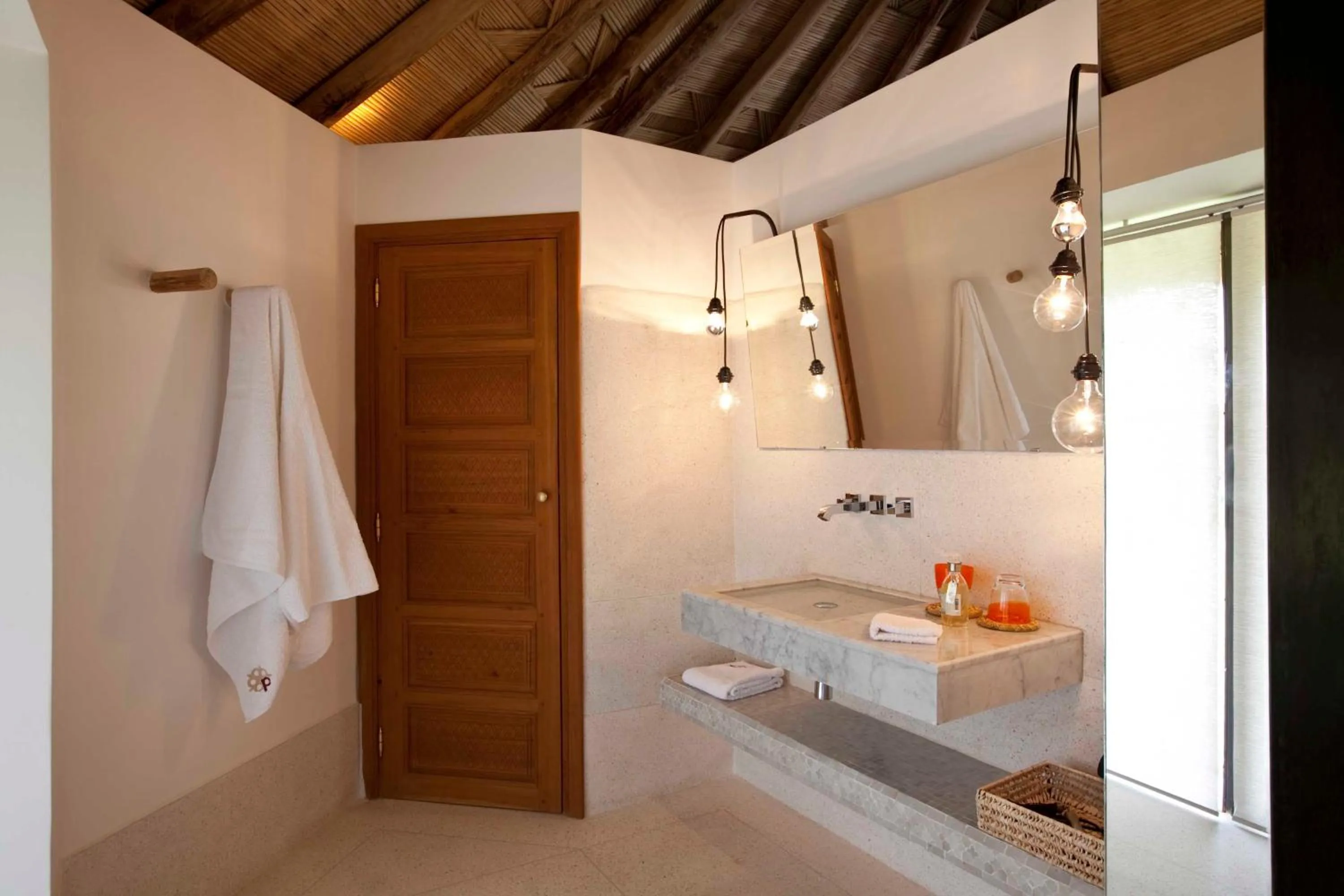 Bathroom in Hotel Les Cinq Djellabas