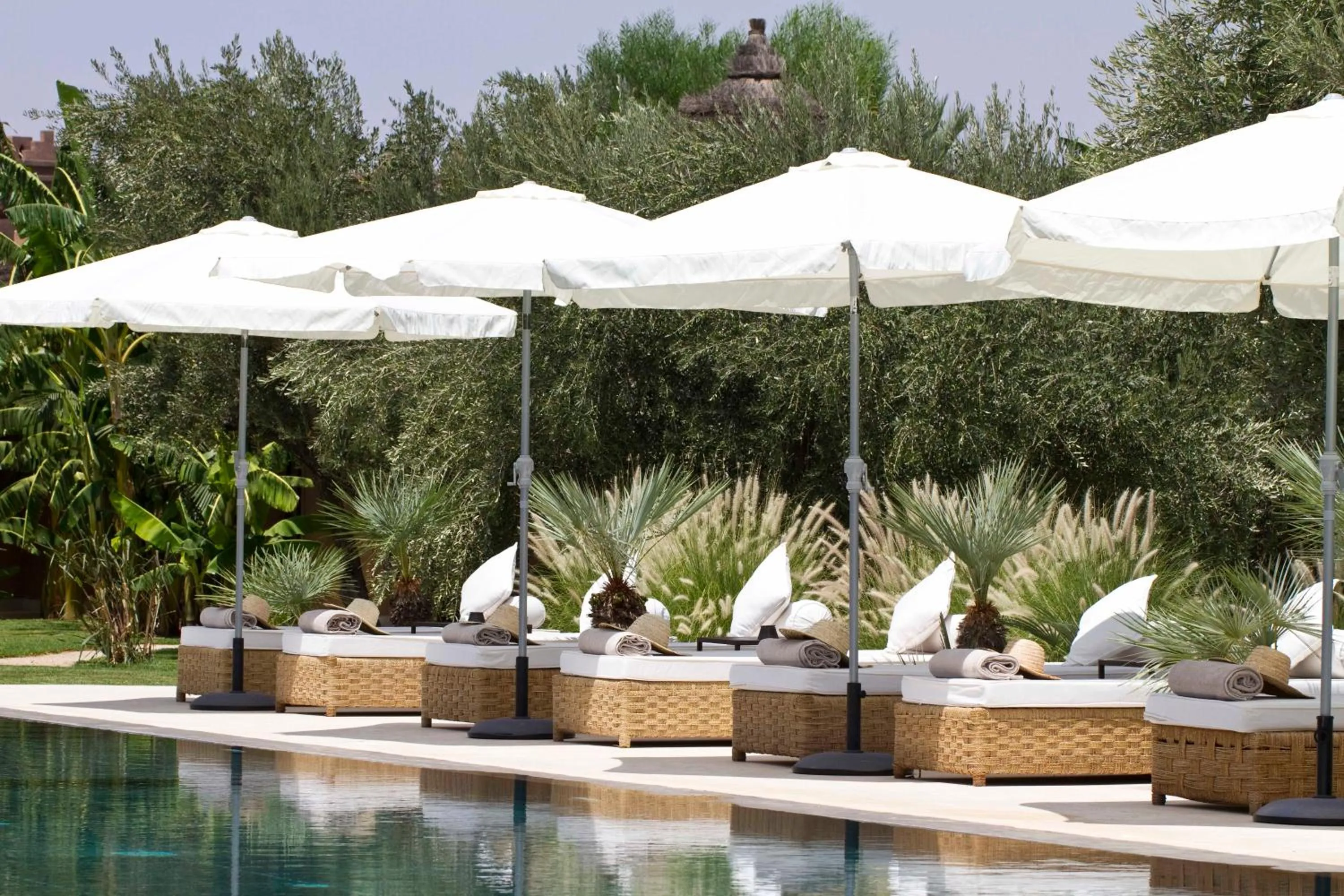 Swimming pool in Hotel Les Cinq Djellabas