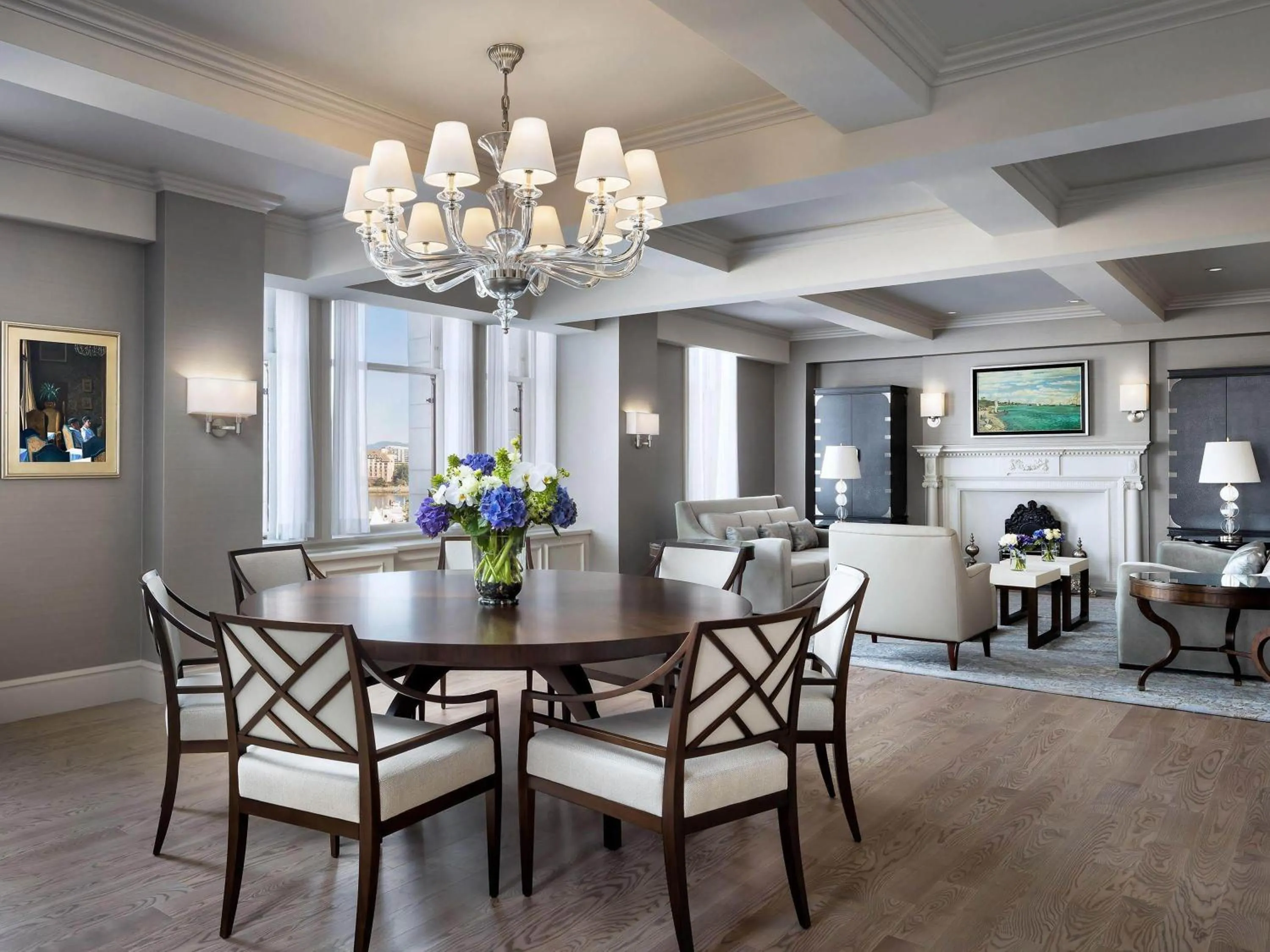 Photo of the whole room in Fairmont Empress Hotel