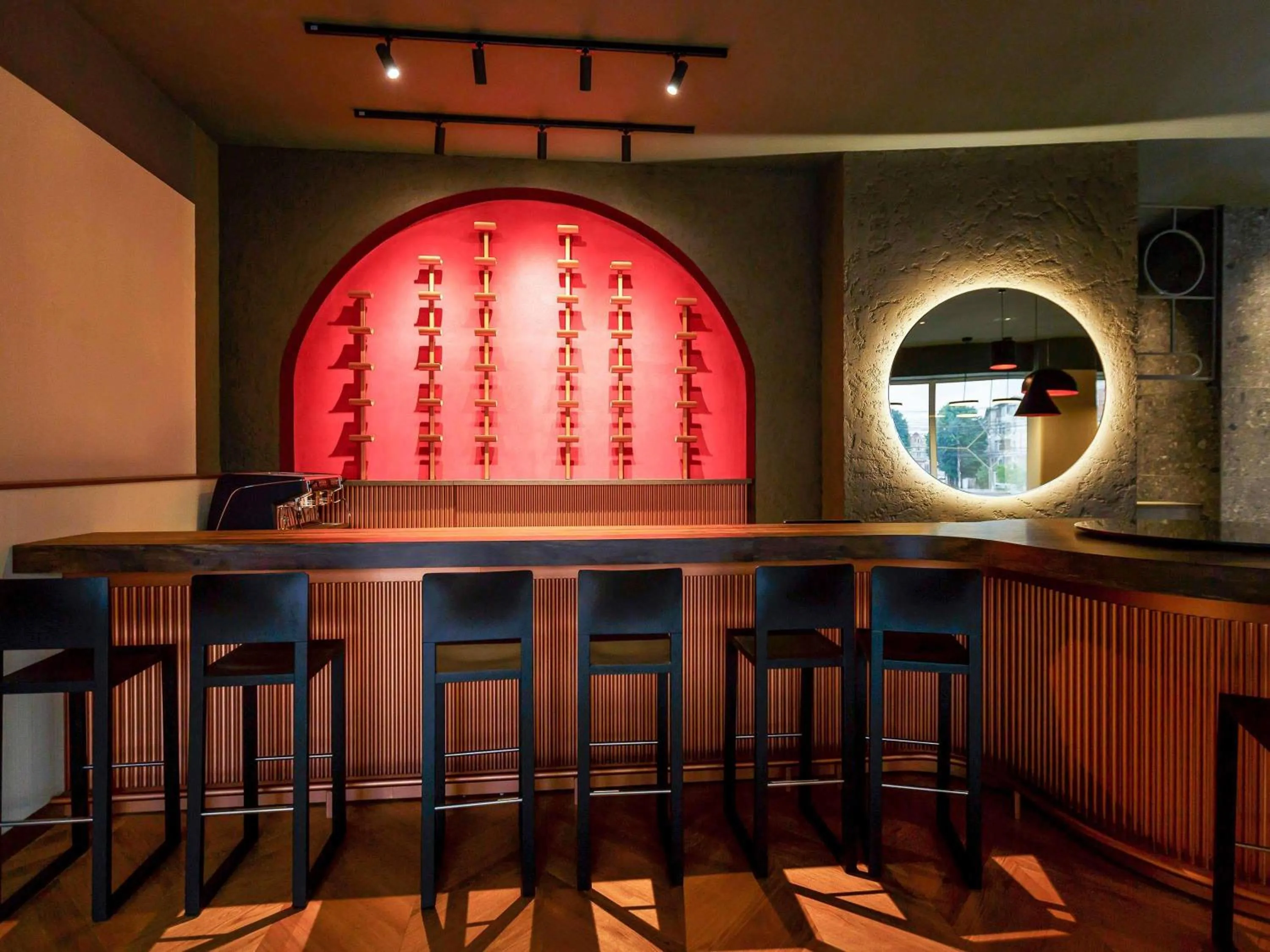 Lounge or bar in Mercure Galati Centrum