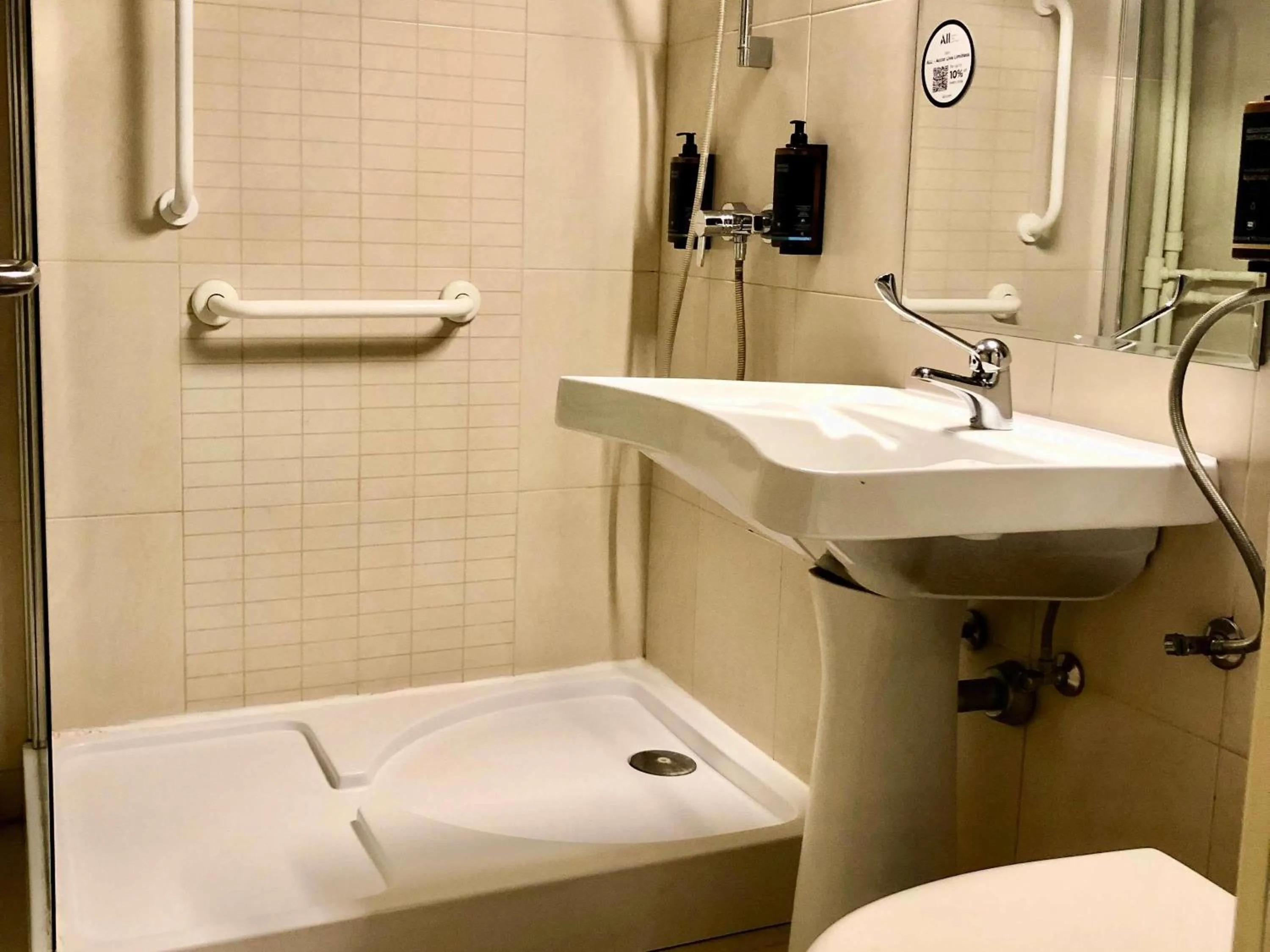 Bedroom in Mercure Galati Centrum