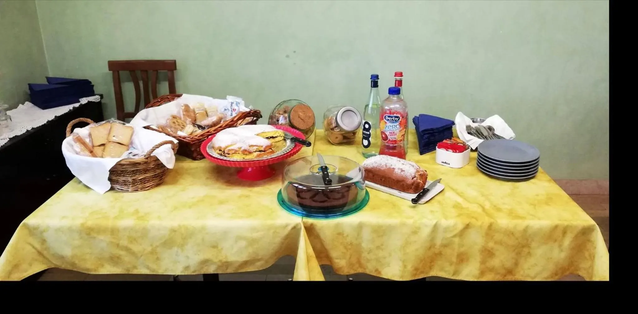 Breakfast in Albergo La Rovere