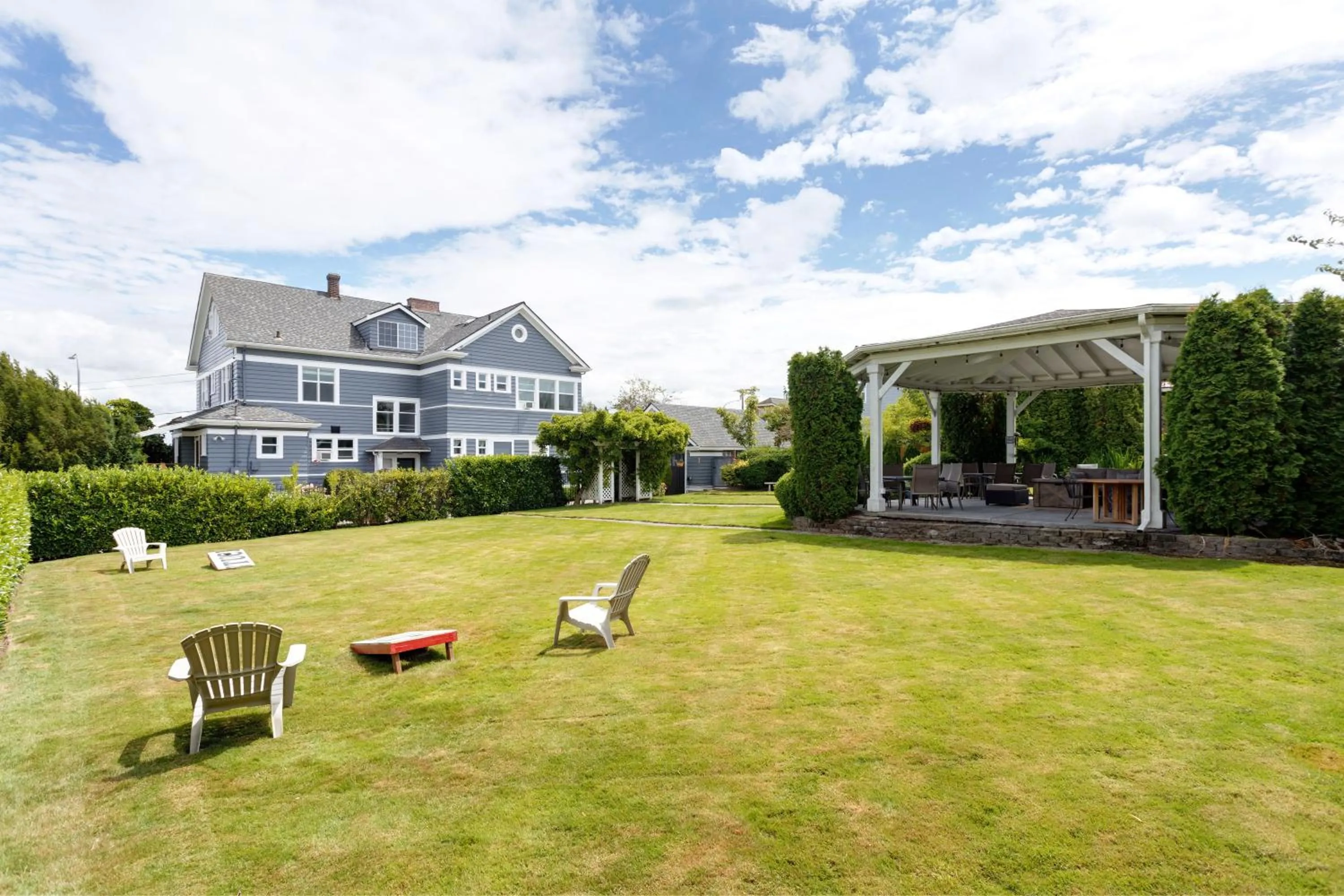 Nantucket Inn - Anacortes