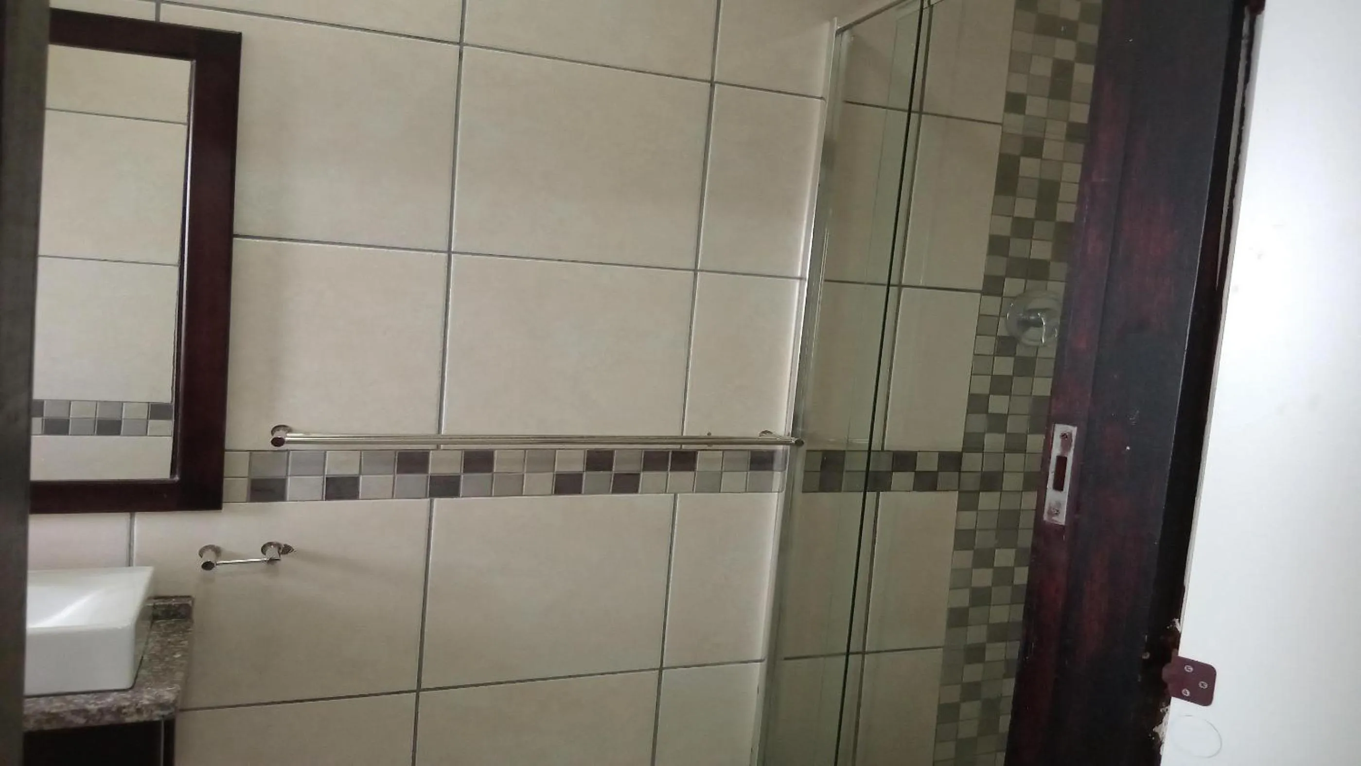 Shower in Sunrise Beach Resort