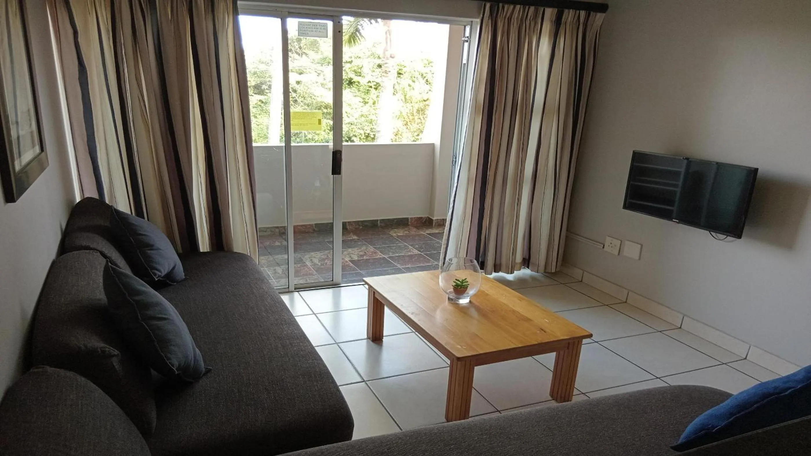 Living room in Sunrise Beach Resort