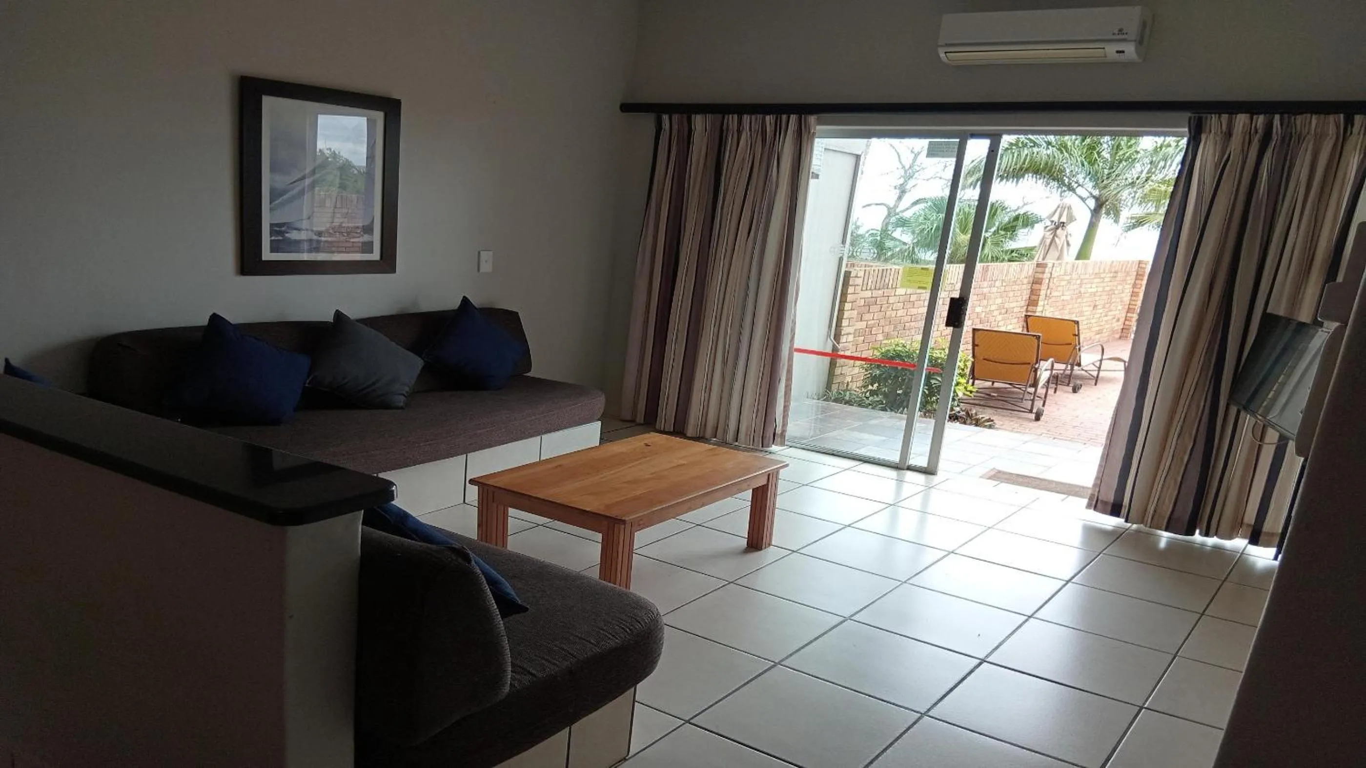 Living room in Sunrise Beach Resort