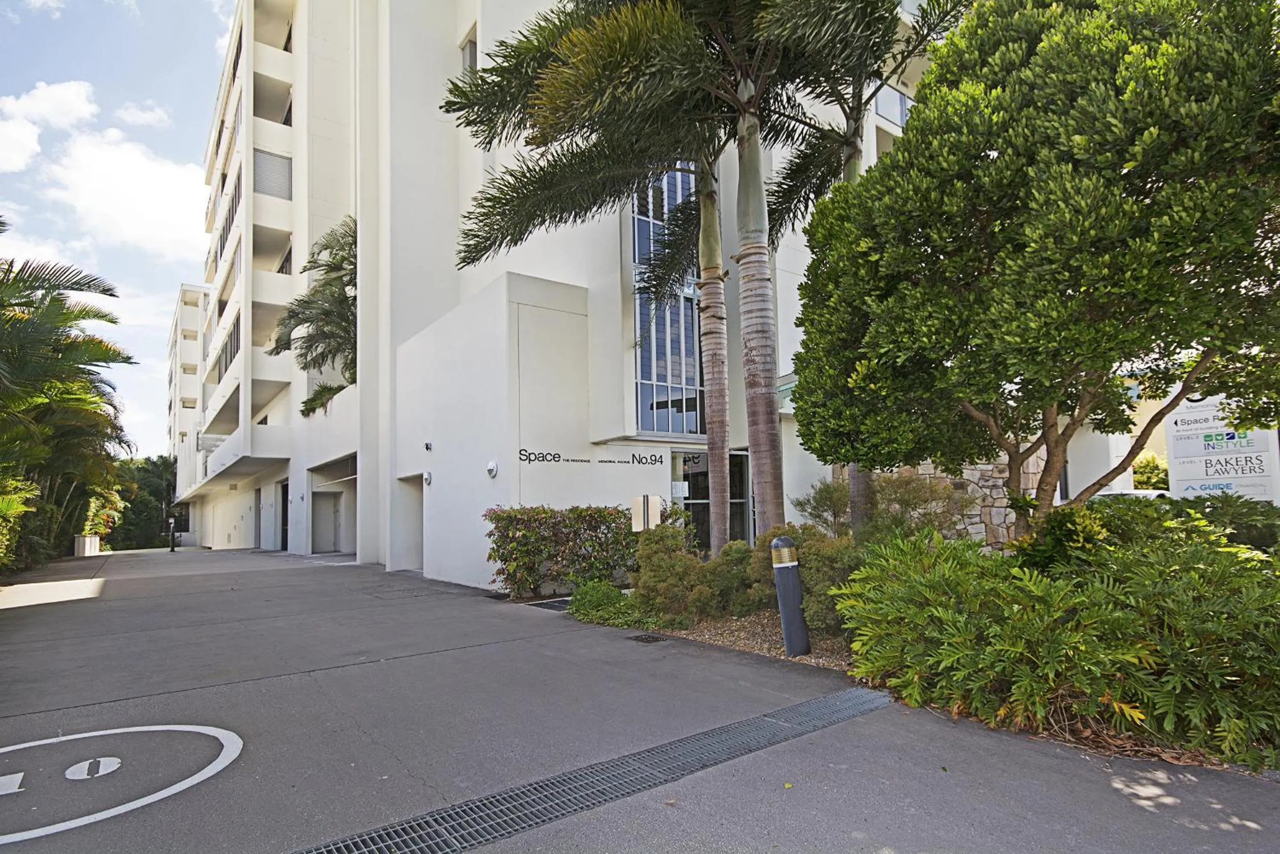 Garden in Space Holiday Apartments