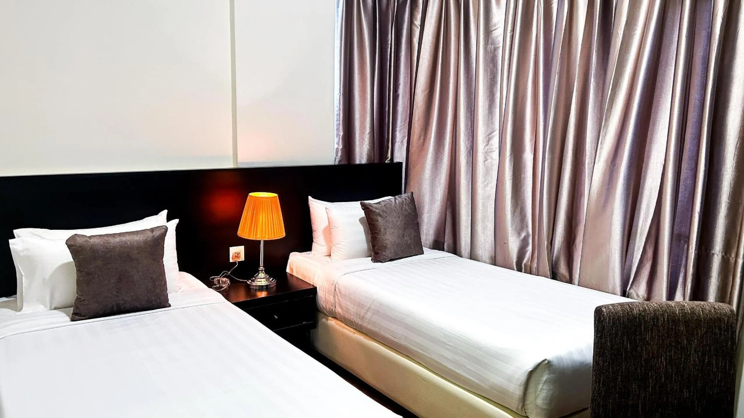 Bed in Bayou Lagoon Park Resort