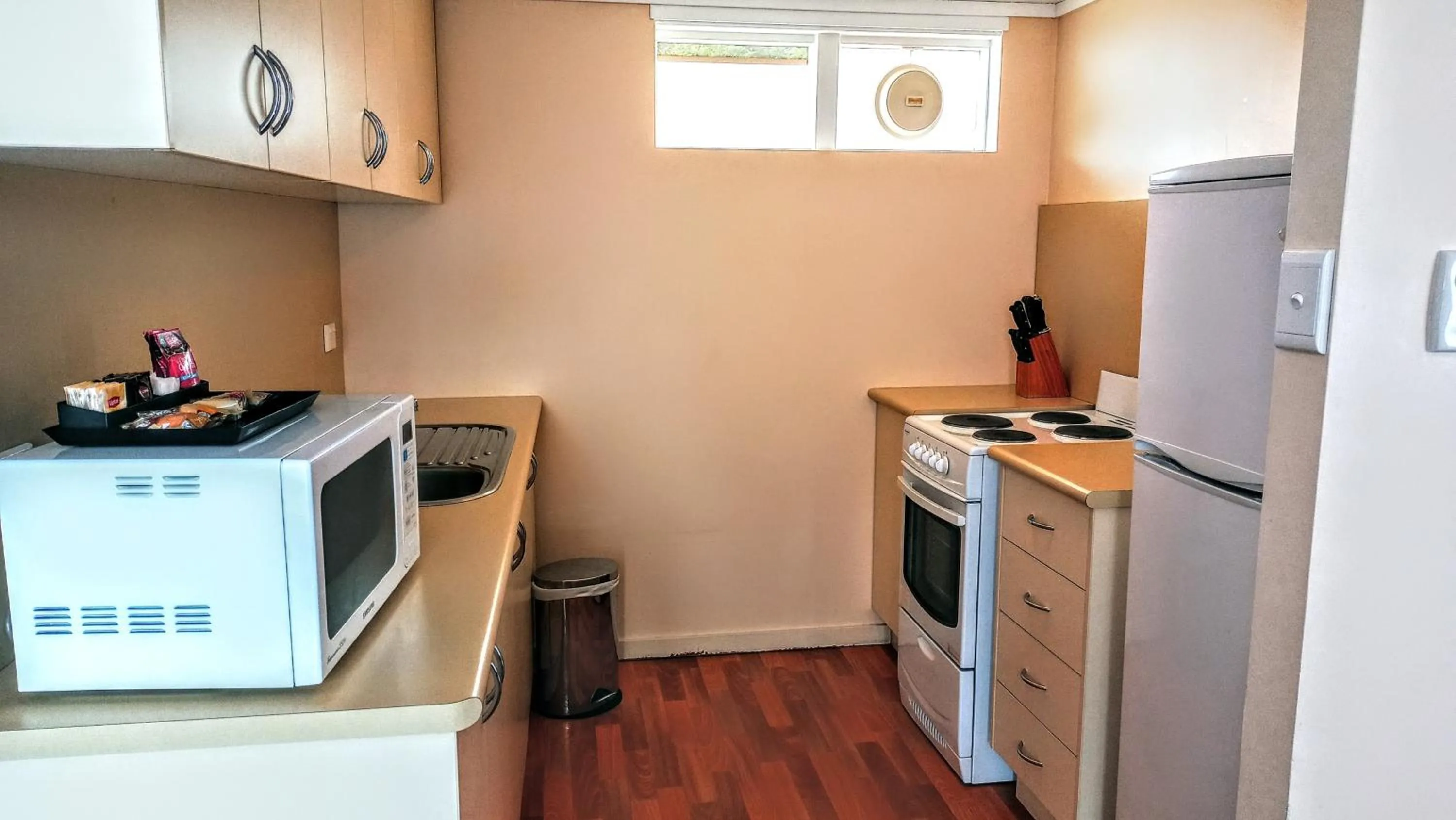 Apartment - Ground Floor in Redhill Cooma Motor Inn