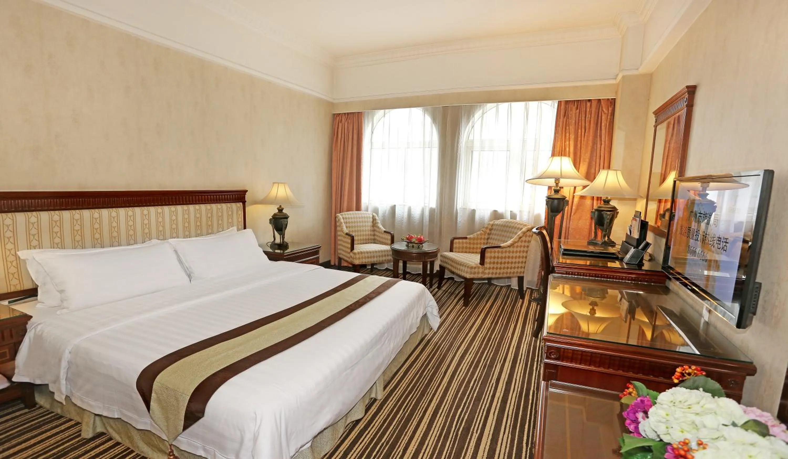 Bed in Grand Palace Hotel - Grand Hotel Management Group - Free shuttle bus to Canton Fair during Canton Fair period