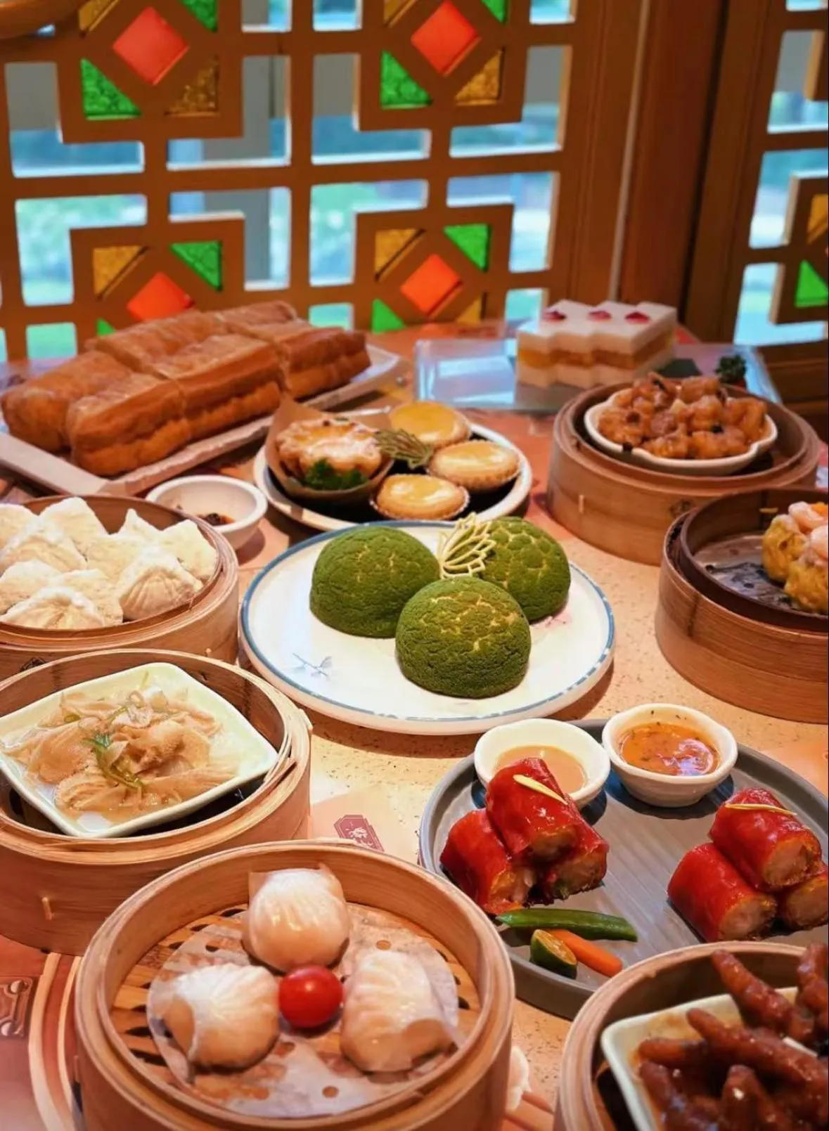 Restaurant/places to eat in Grand Palace Hotel - Grand Hotel Management Group - Free shuttle bus to Canton Fair during Canton Fair period