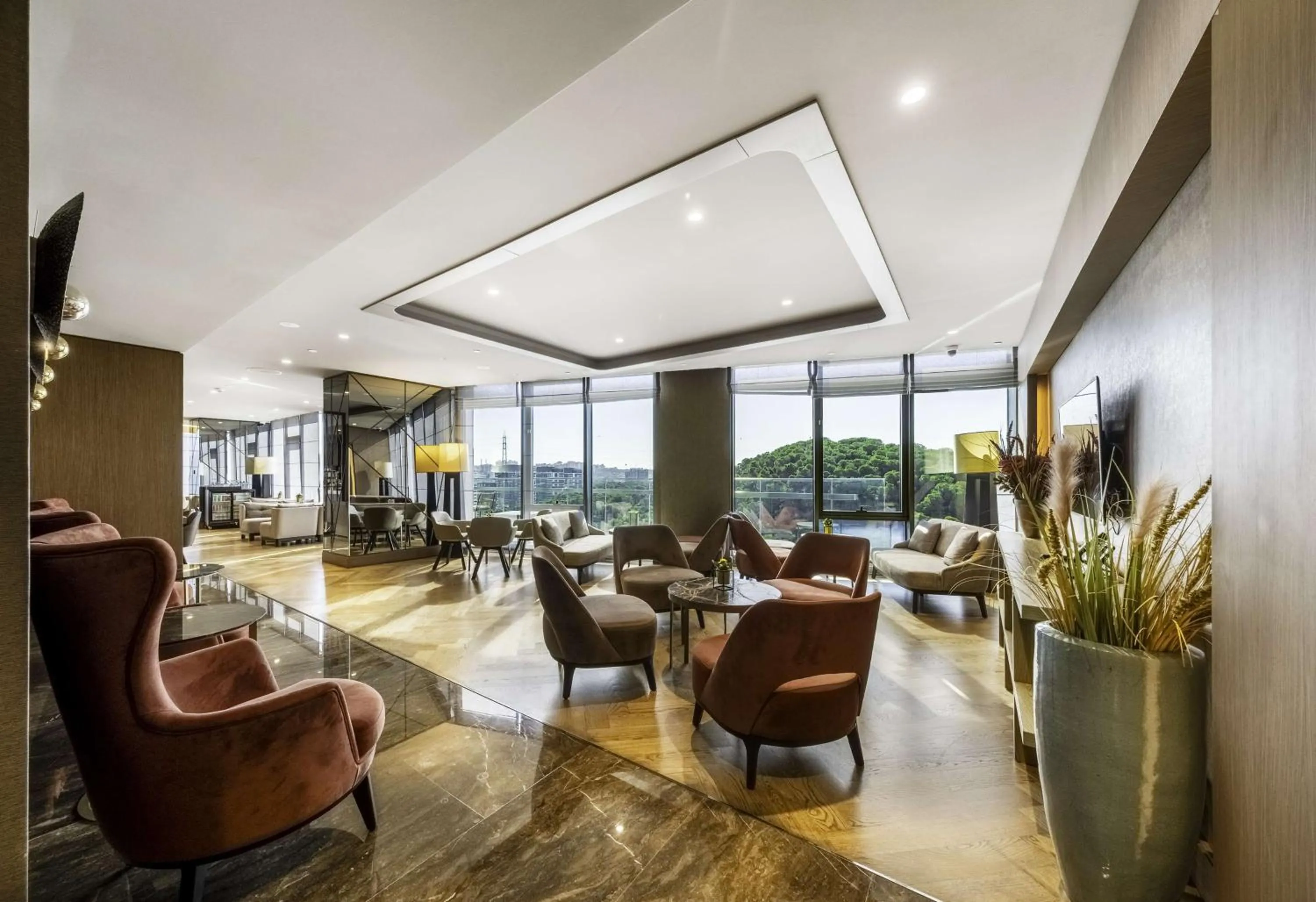 Lounge or bar in Radisson Collection Hotel, Vadistanbul