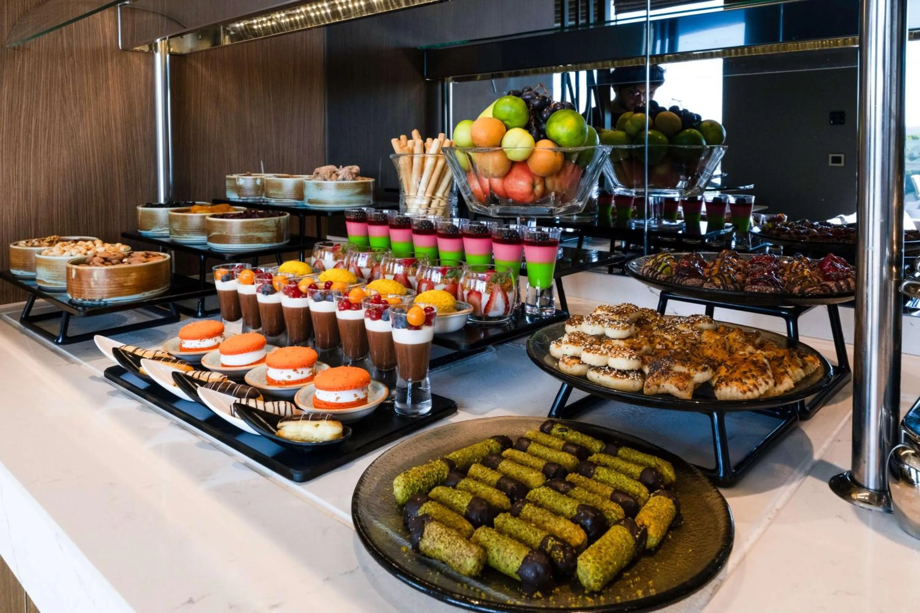 Lounge or bar in Radisson Collection Hotel, Vadistanbul