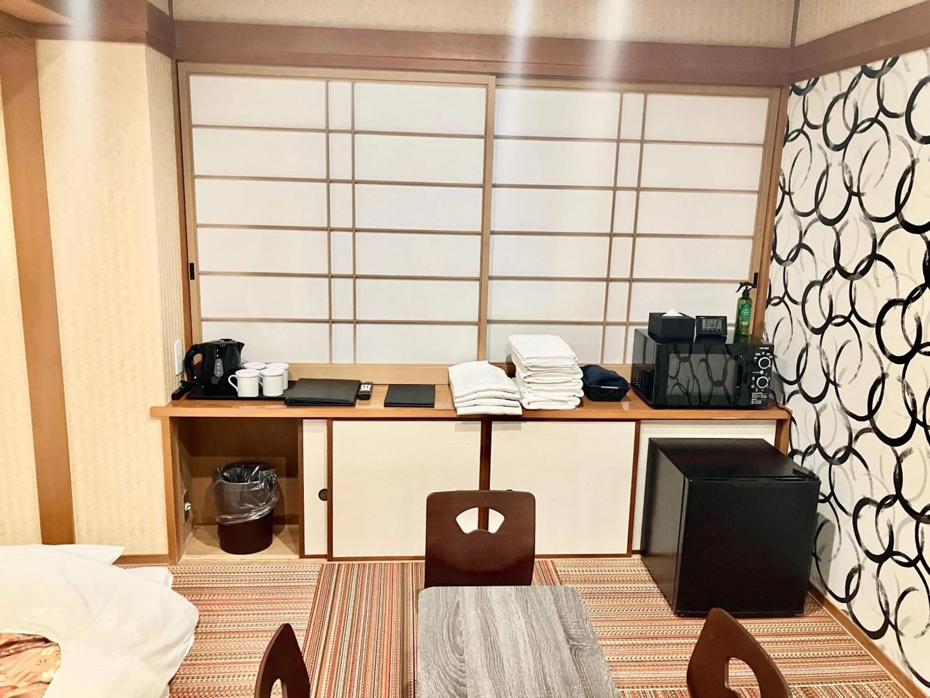 Photo of the whole room in HOTEL LiVEMAX BUDGET Iyo Mishima