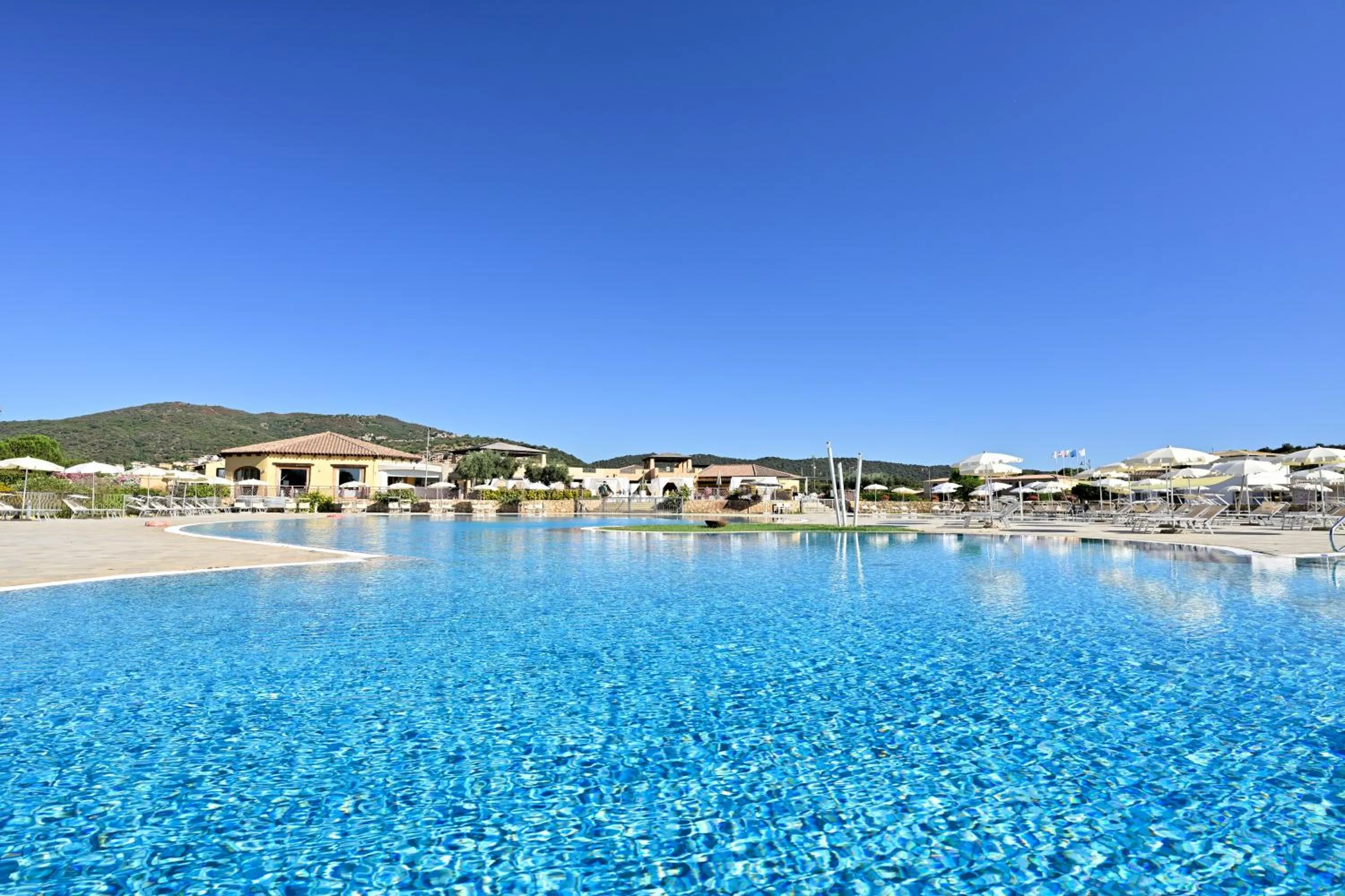 Swimming pool in Janna e Sole Resort