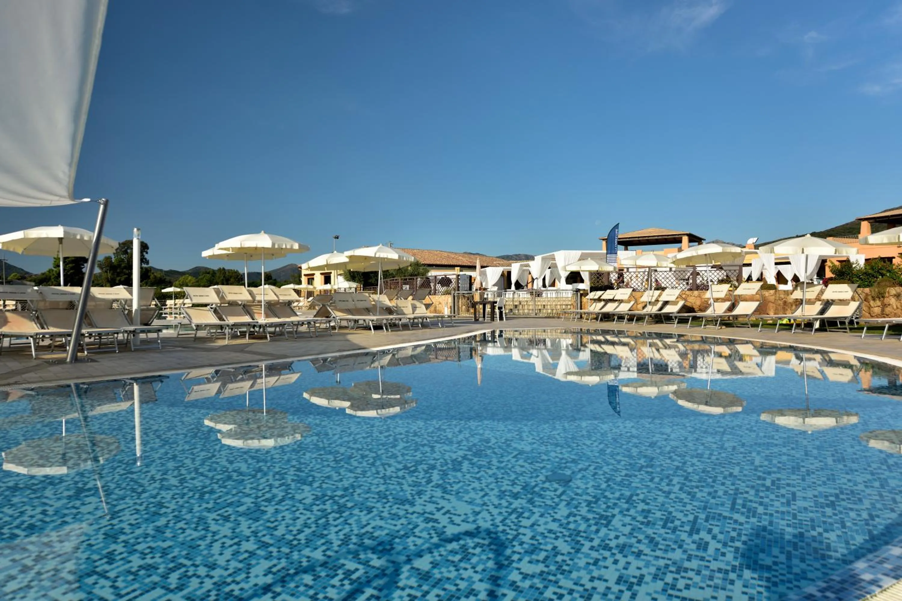 Swimming pool in Janna e Sole Resort