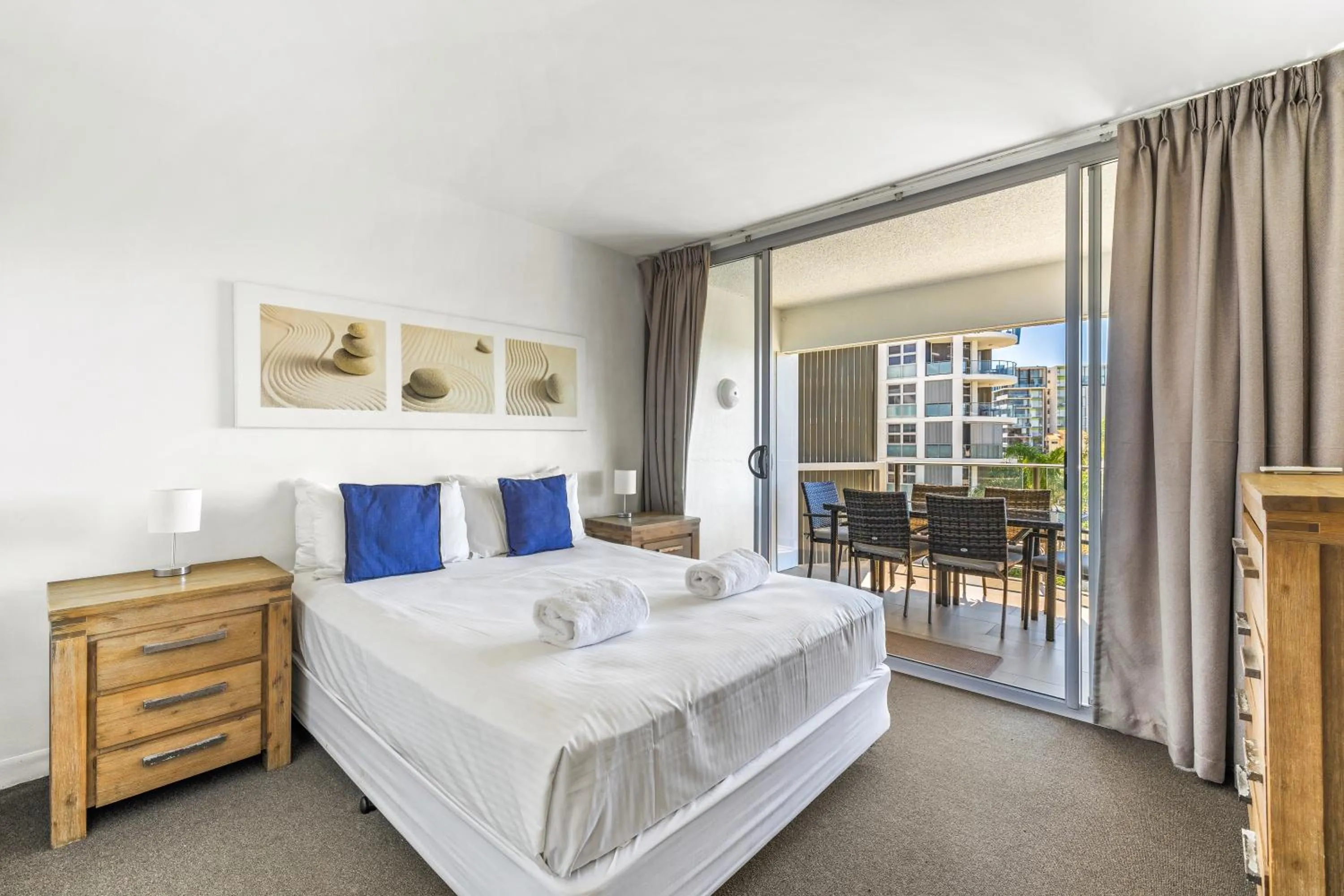 Bed in Maroochy Sands Holiday Apartments