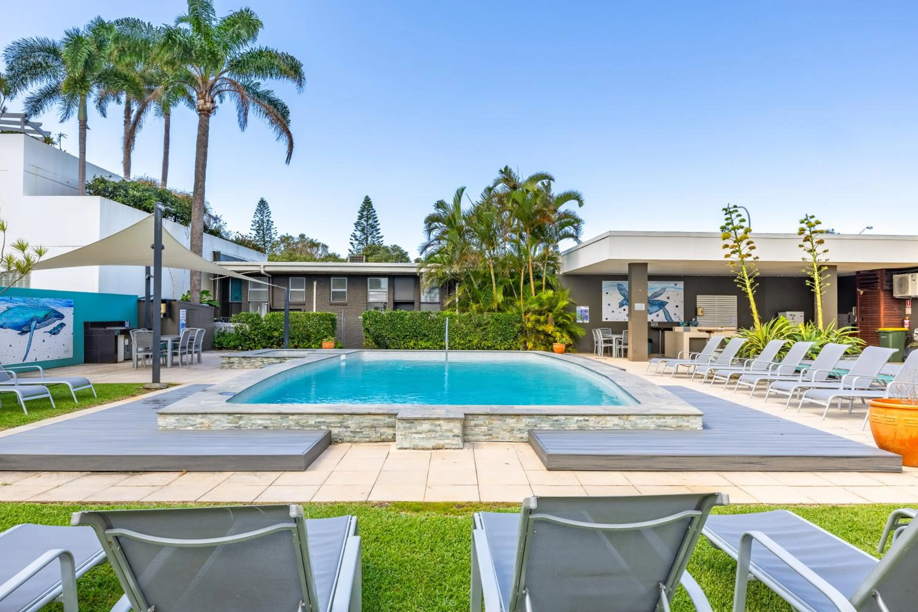 Swimming pool in Maroochy Sands Holiday Apartments