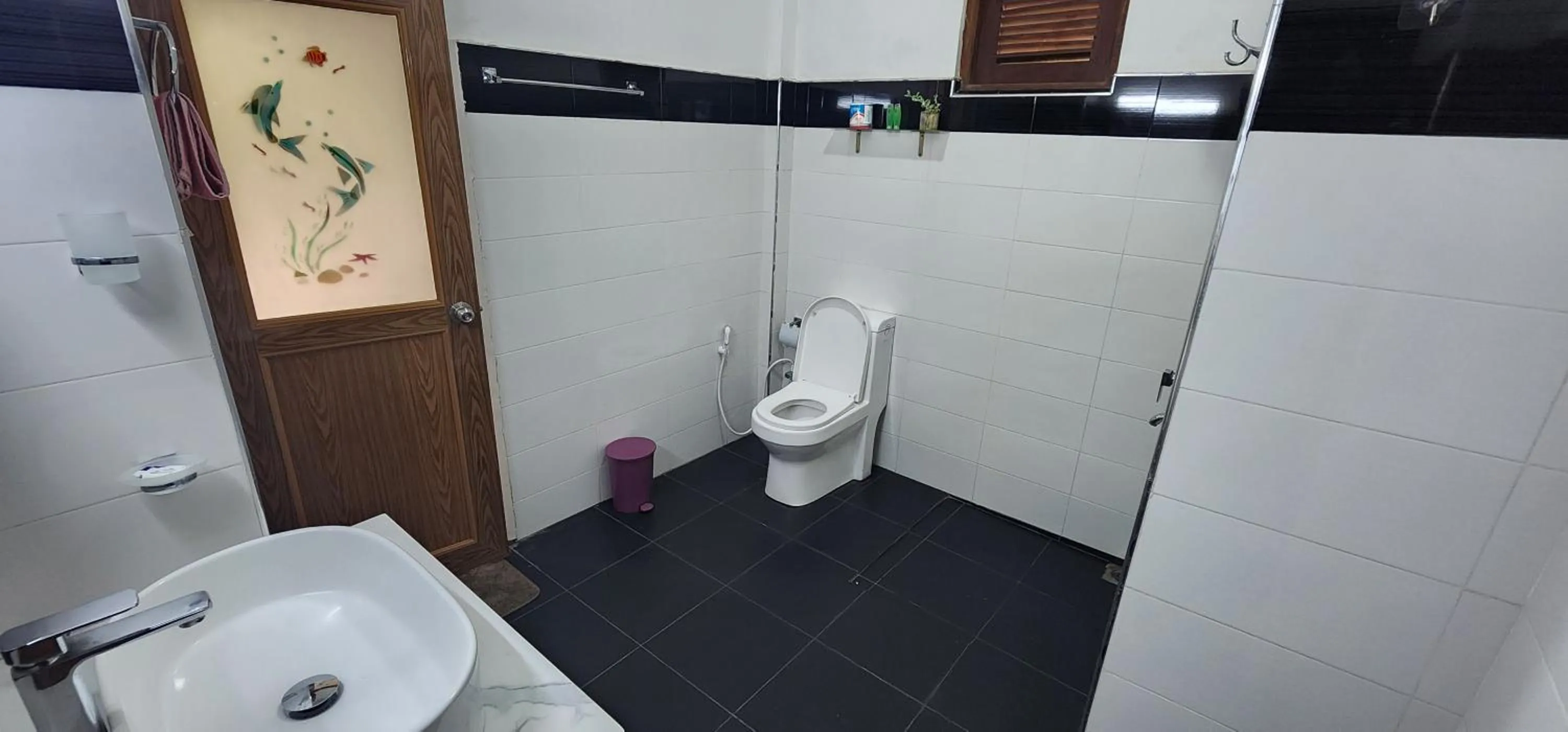 Bathroom in Poomaz Peace Palace