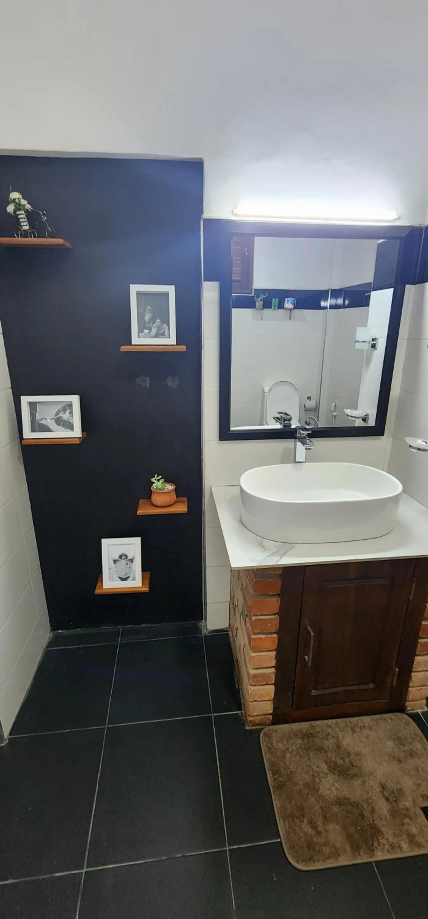 Bathroom in Poomaz Peace Palace