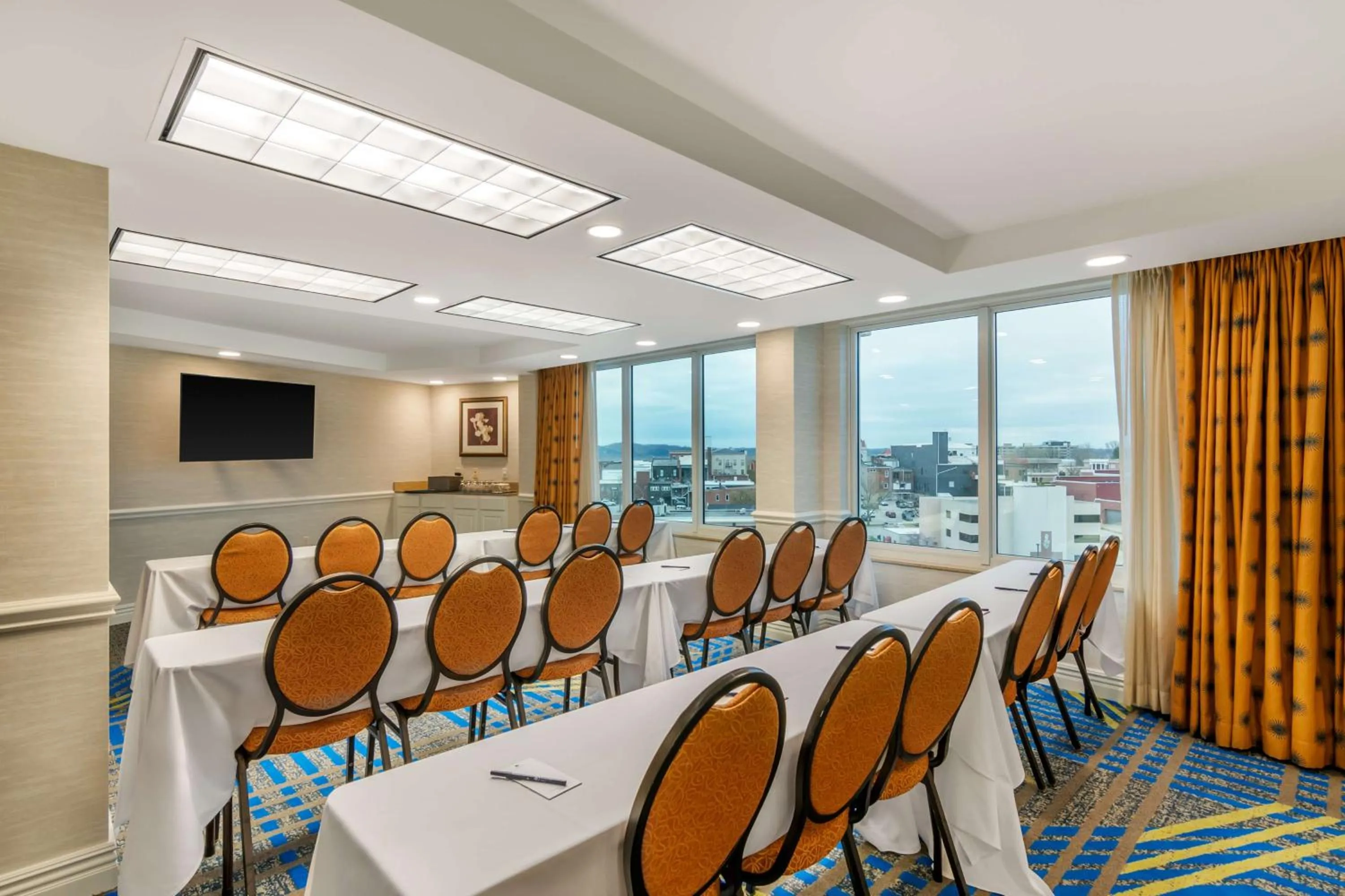 Meeting/conference room in DoubleTree by Hilton Jefferson City