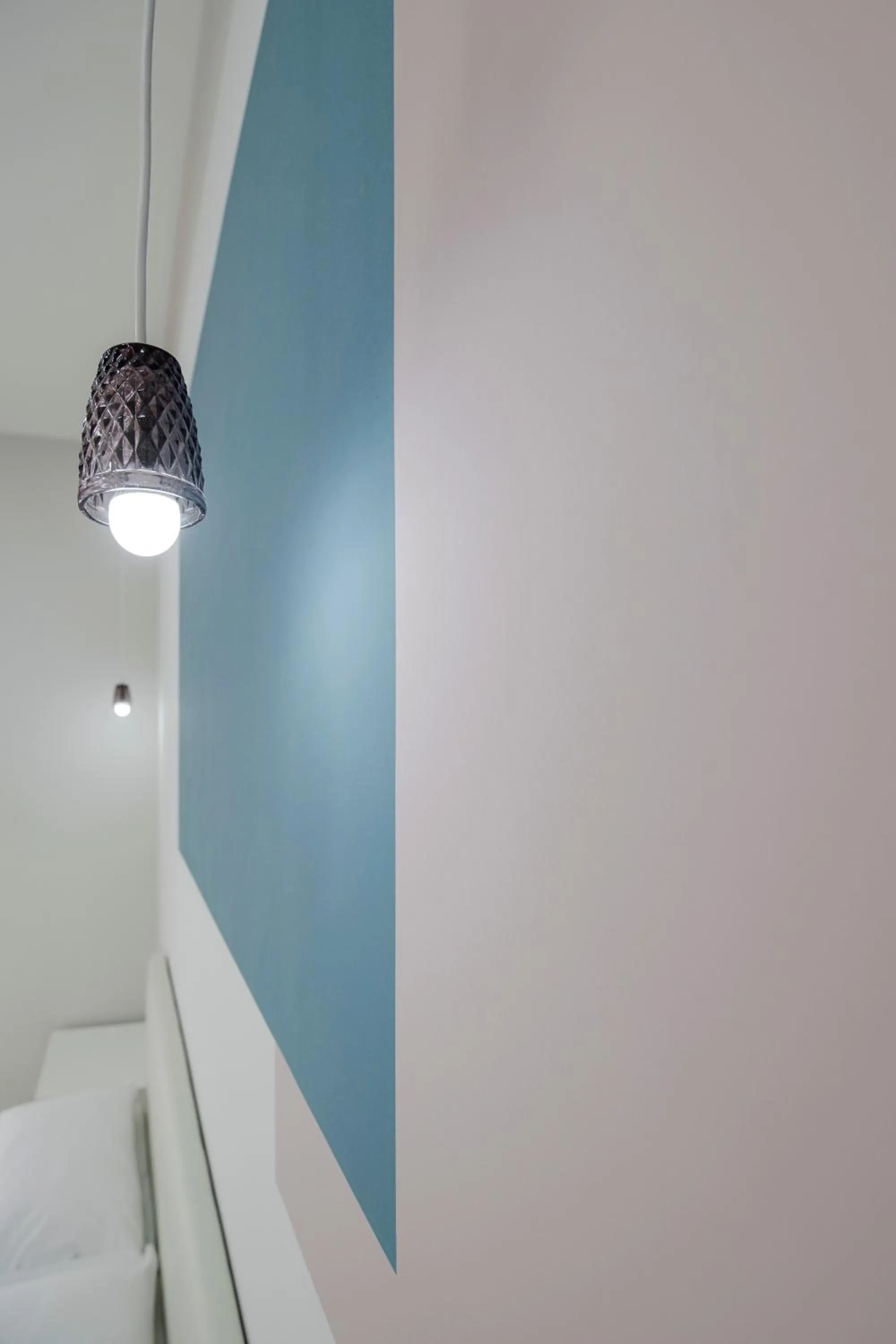 Decorative detail, Bed in La Chambre