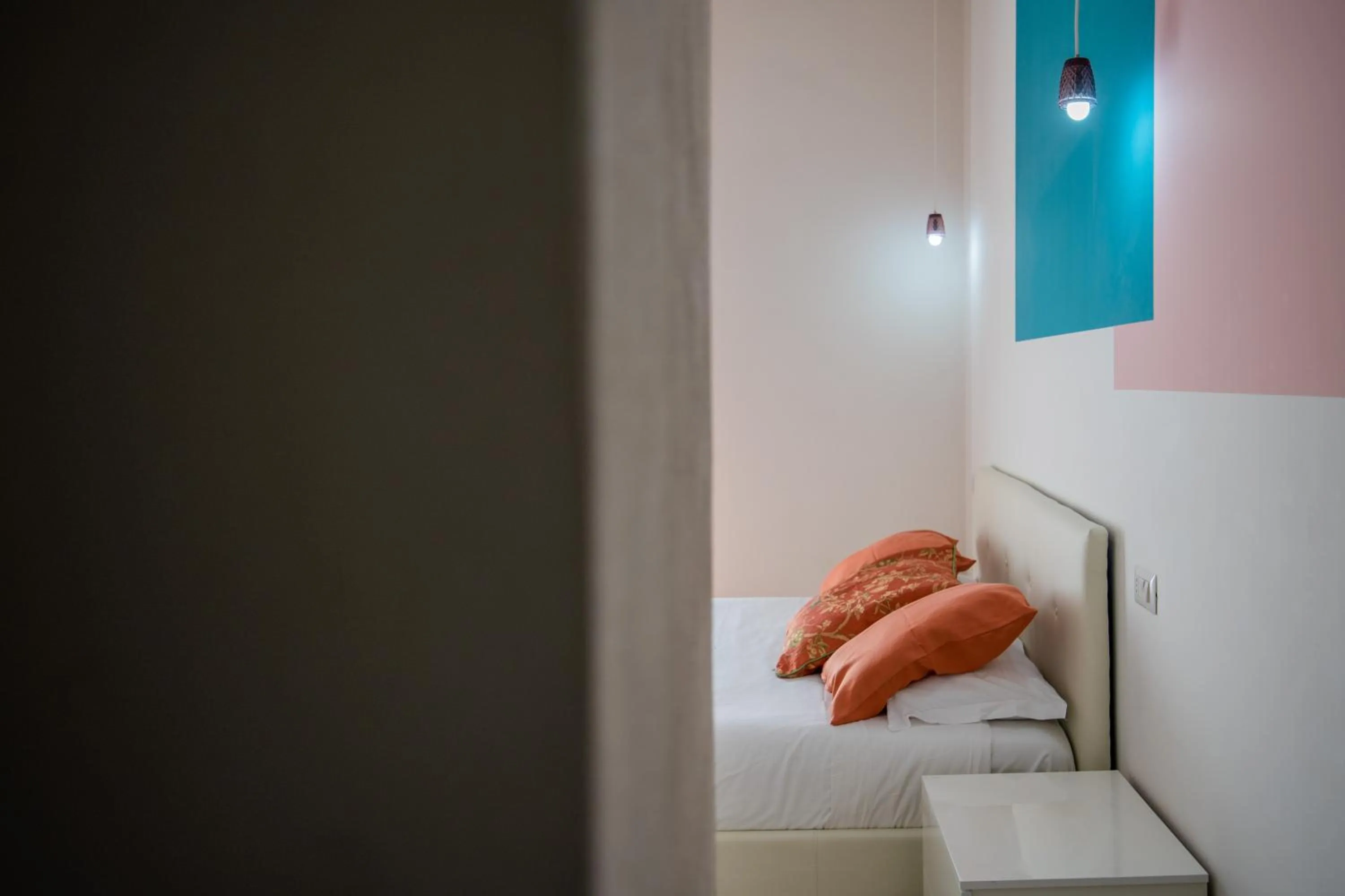 Bedroom in La Chambre