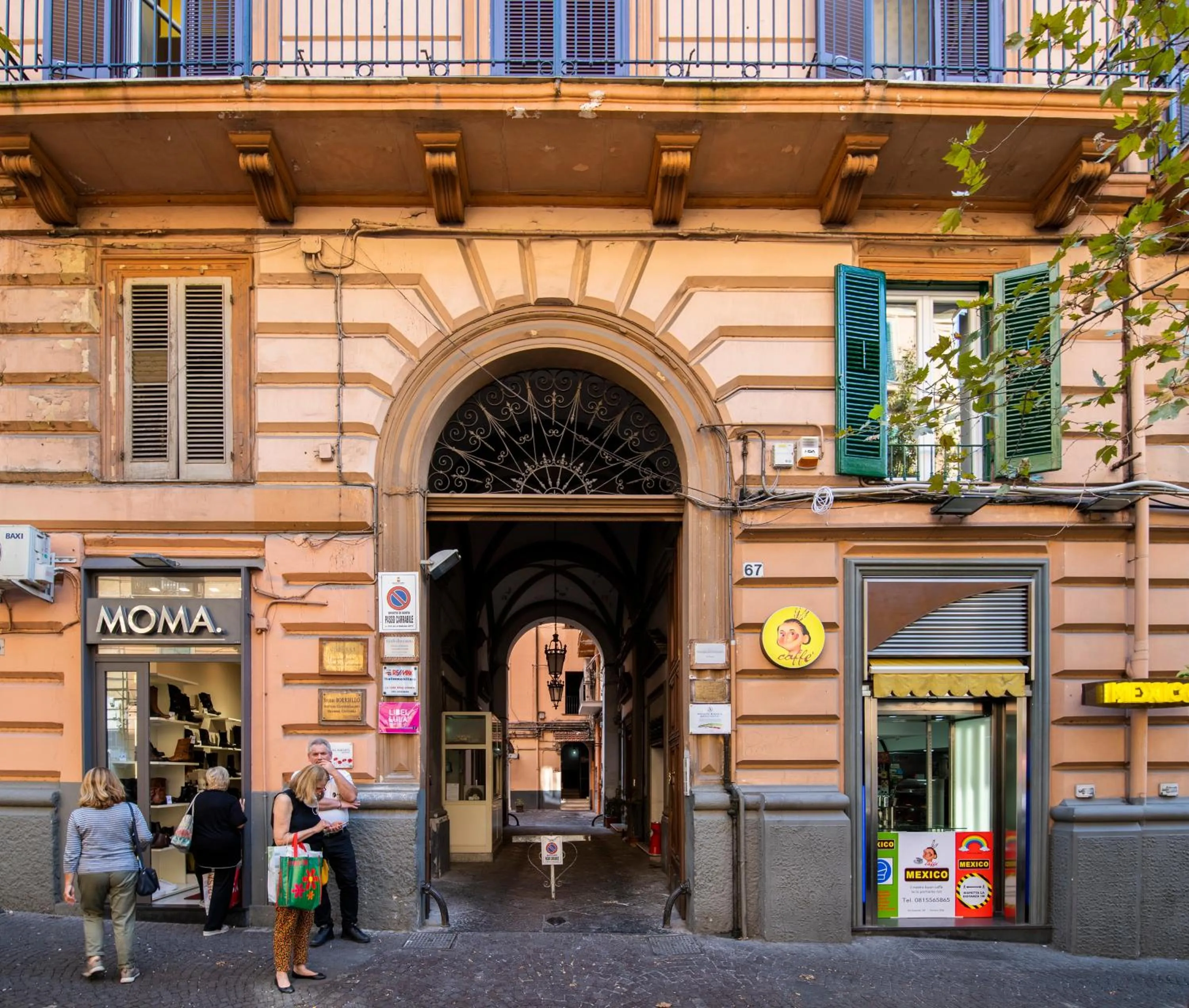 Property building in La Chambre