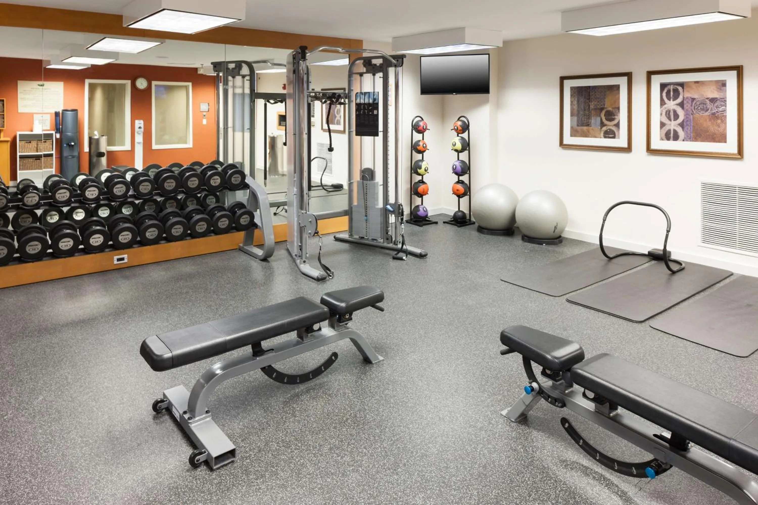 Fitness centre/facilities in Homewood Suites by Hilton Mahwah