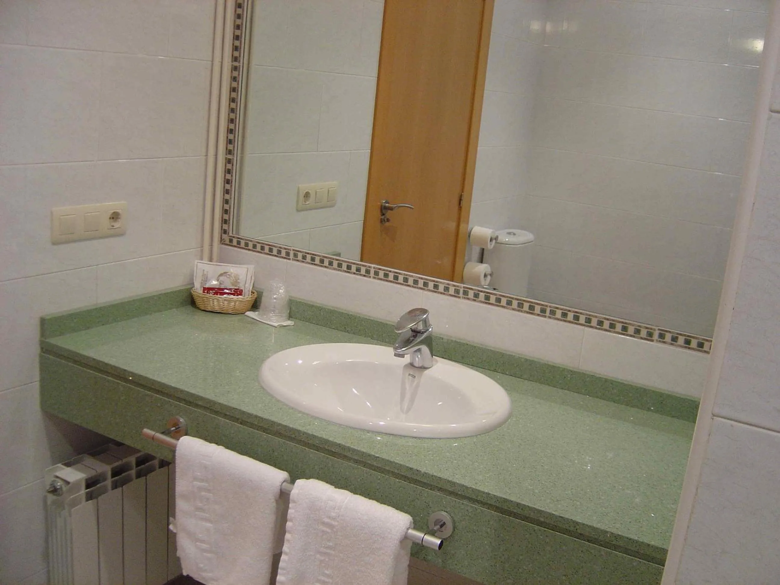 Bathroom in Hotel Alisa