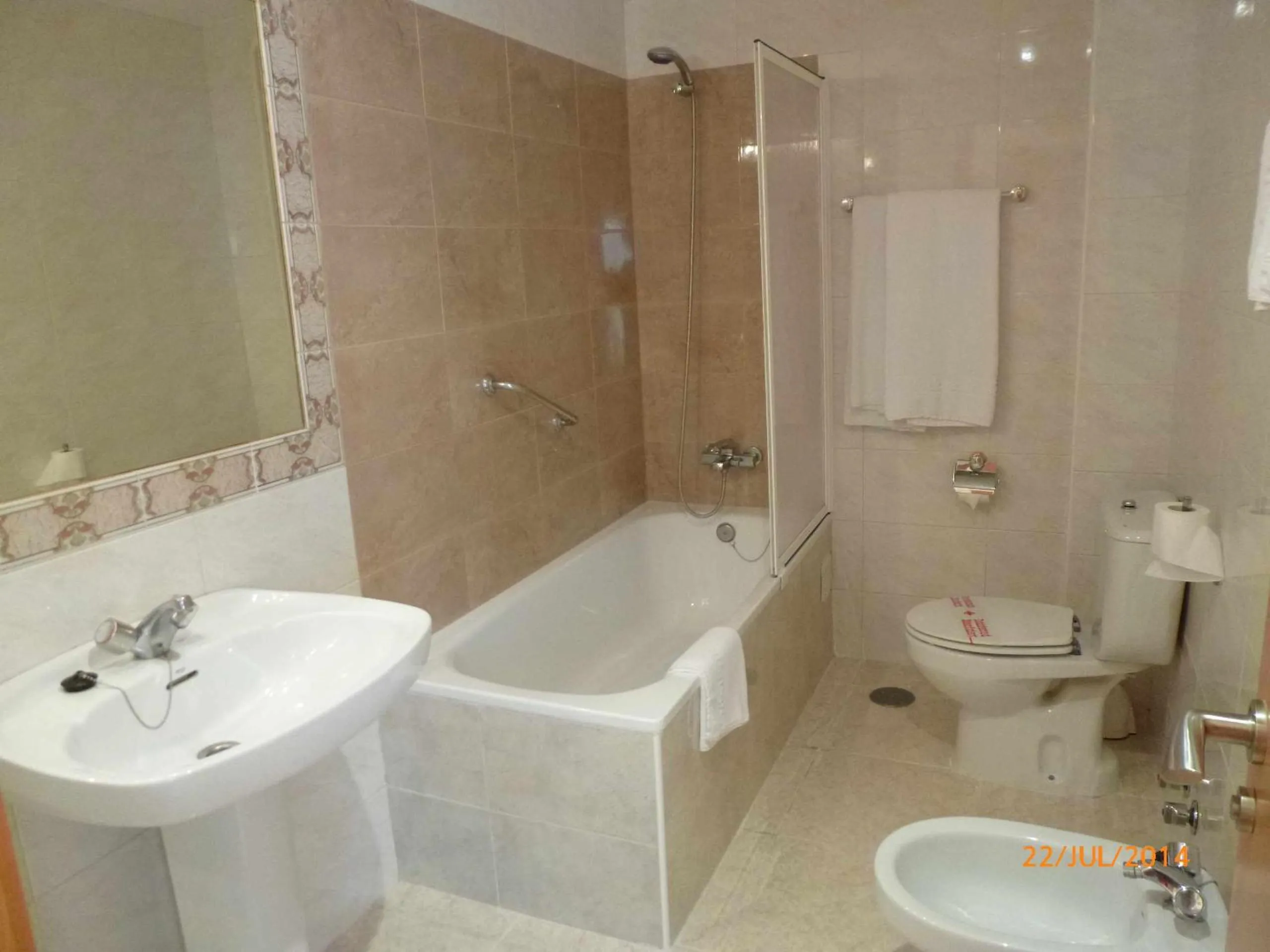 Bathroom in Hotel Alisa