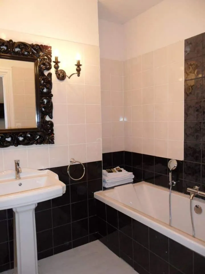 Bathroom in Château Les 4 Saisons