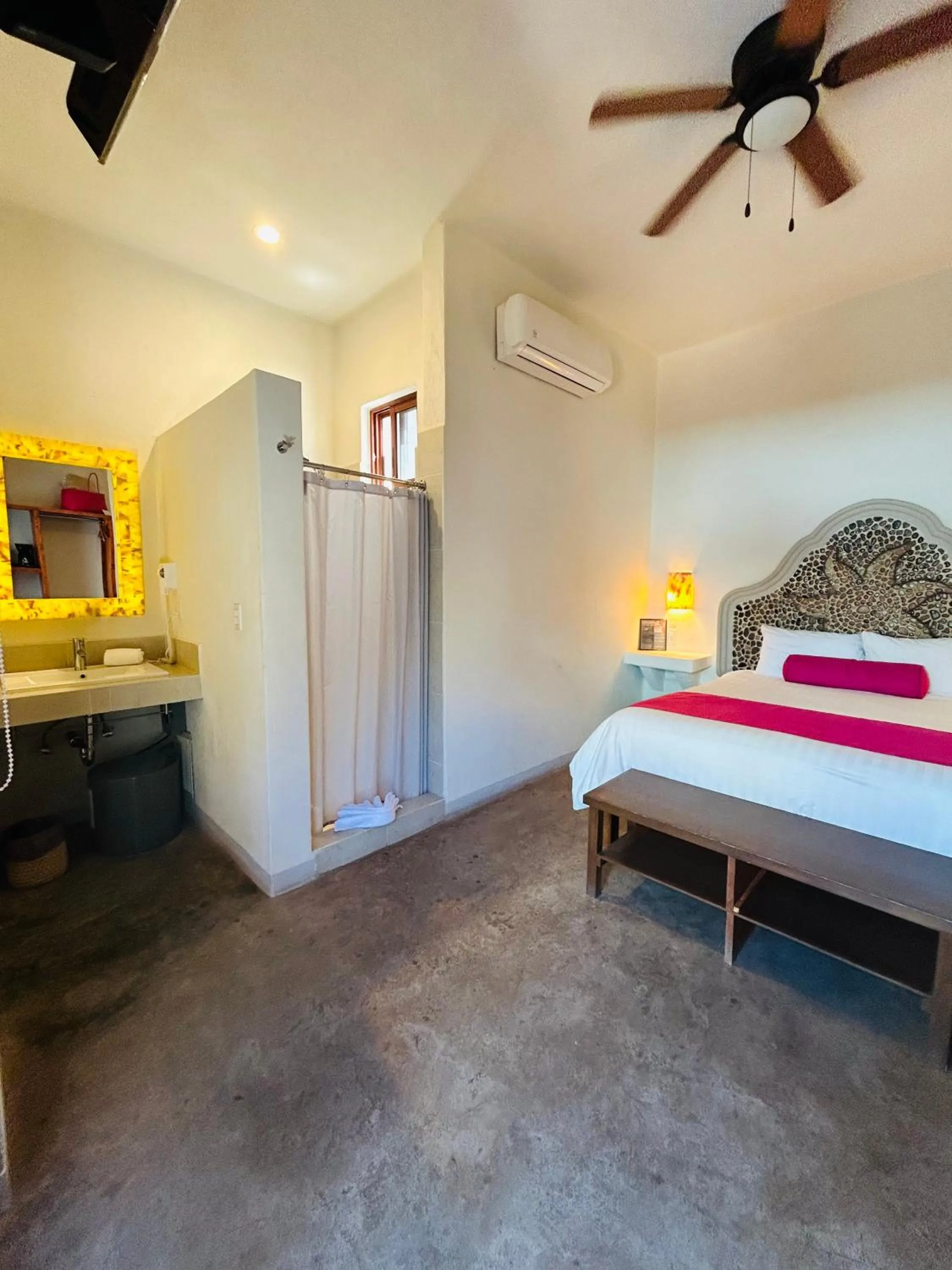 Bed in Paraiso Azul Hotel