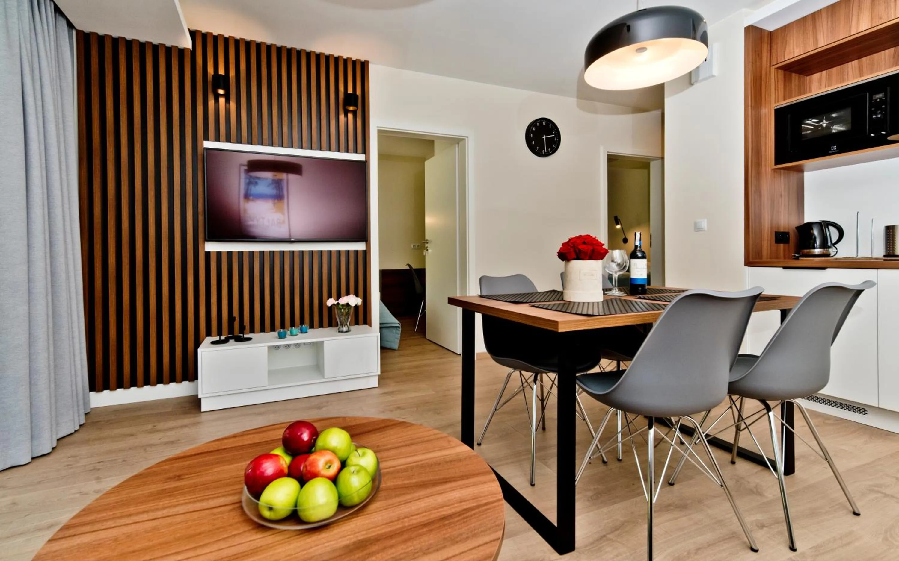 Two-Bedroom Apartment in BlueApart Apartamenty Na Klifie